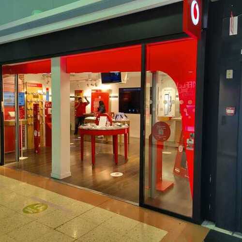 Tienda Vodafone Vodafone Manresa - CC Carrefour Manresa