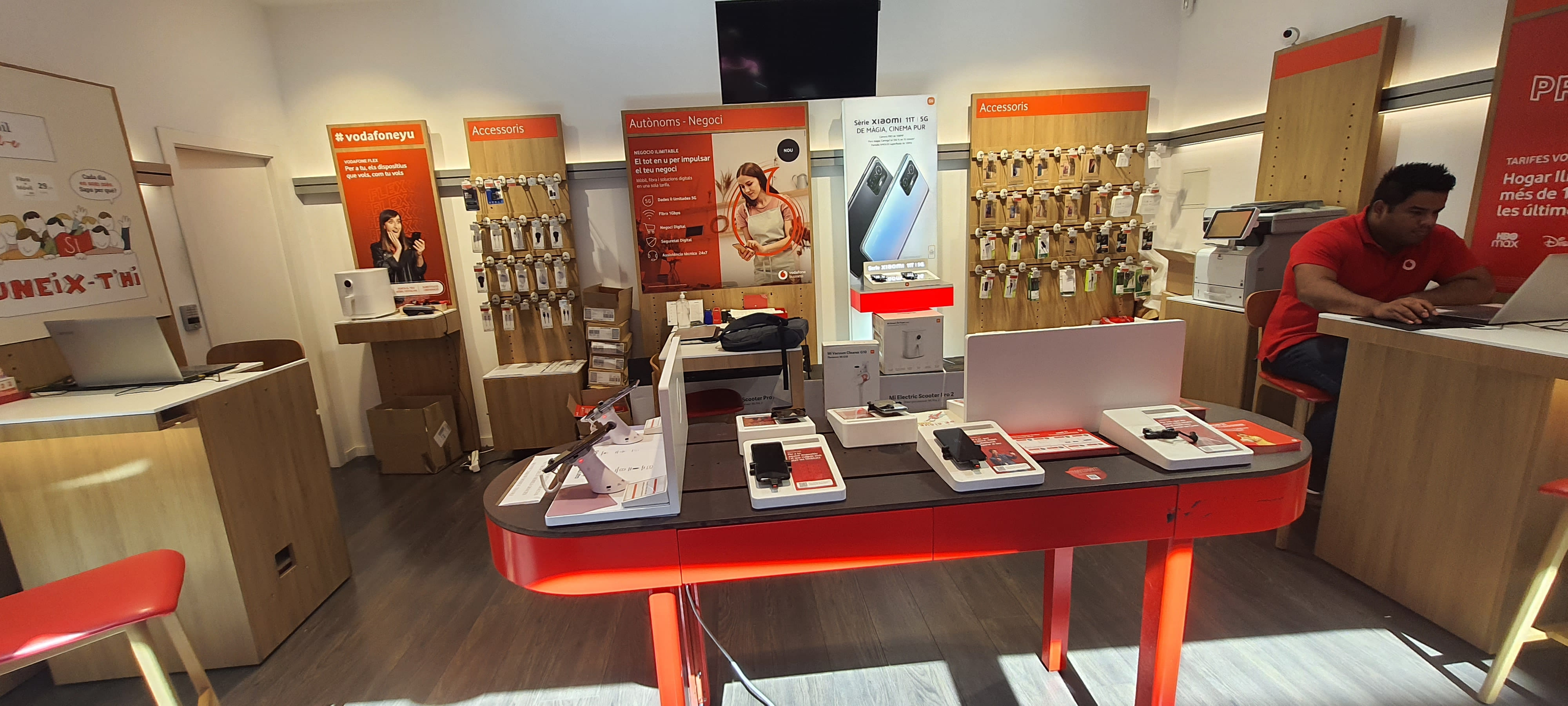 Vodafone Magic Badalona foto