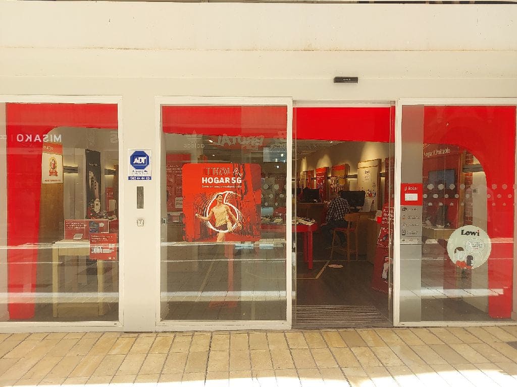 Vodafone Huelva - Palacios foto