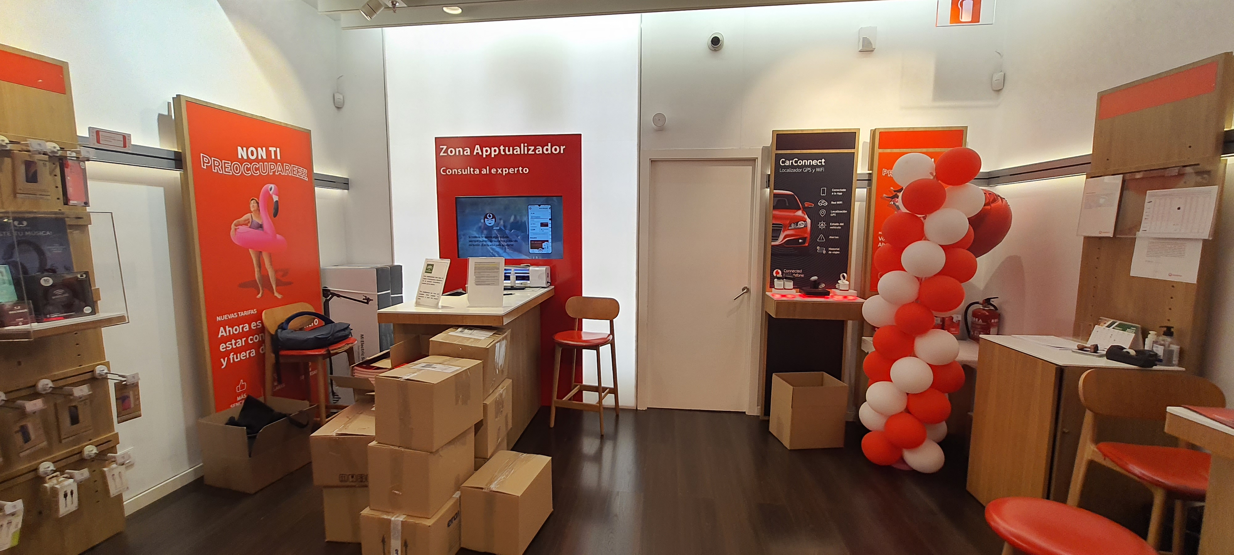 Vodafone Algeciras - CC Puerta Europa foto