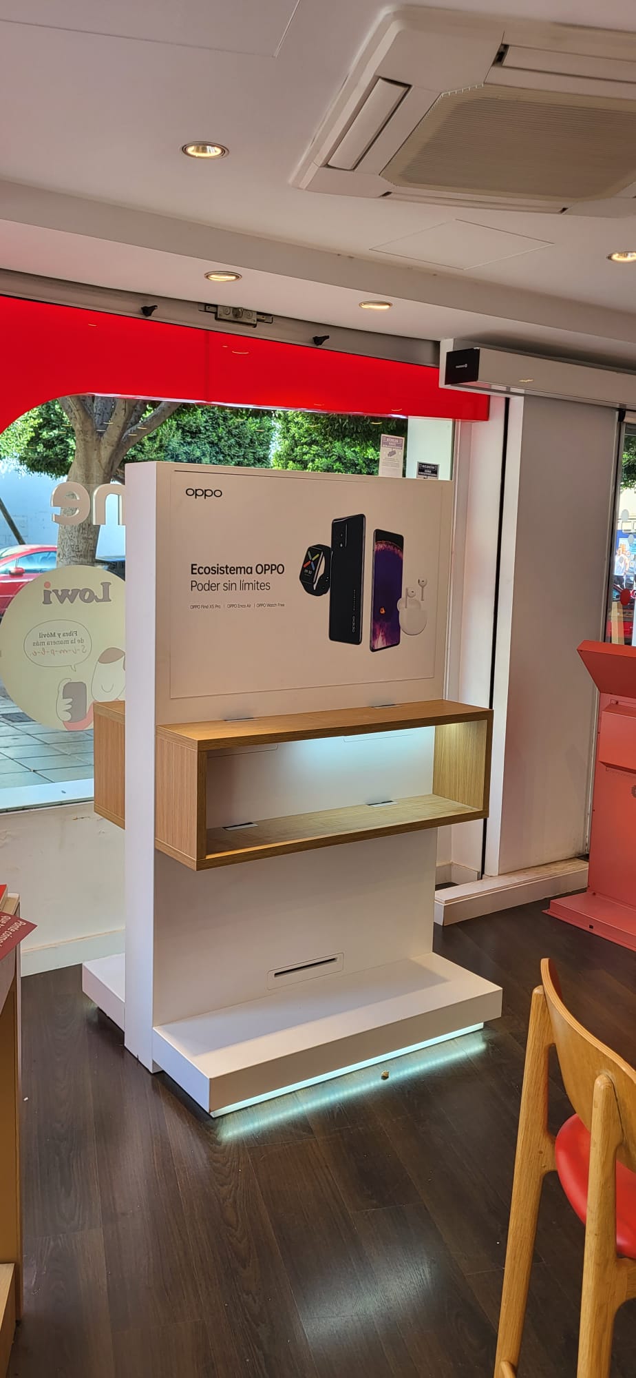 Vodafone Bulevar de El Ejido, 358 foto