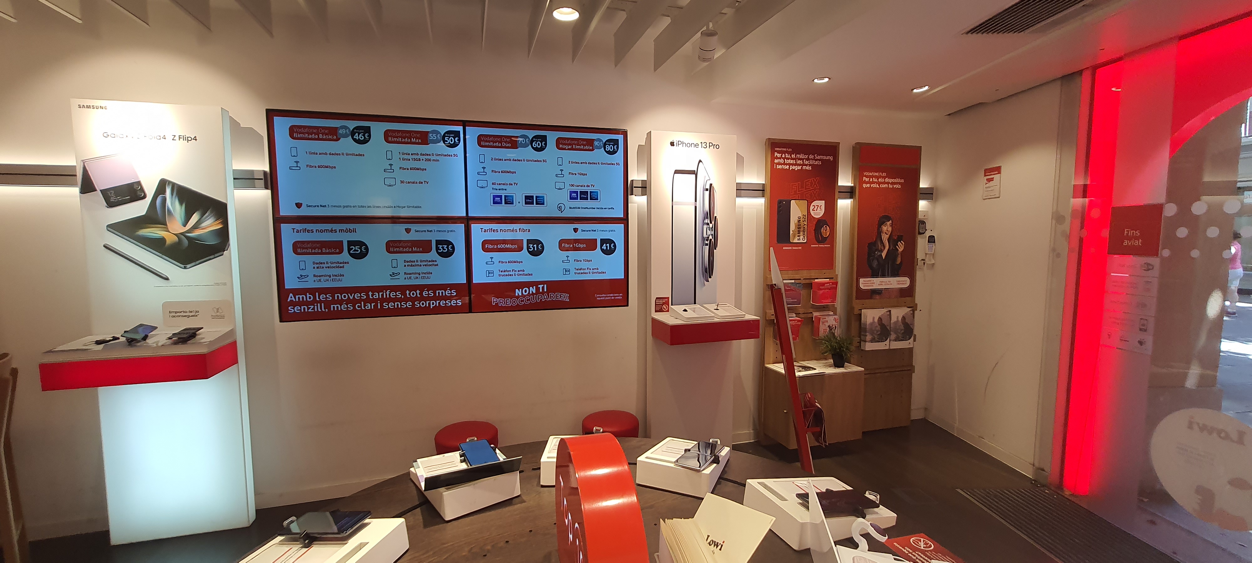 Vodafone Mataró - Riera foto