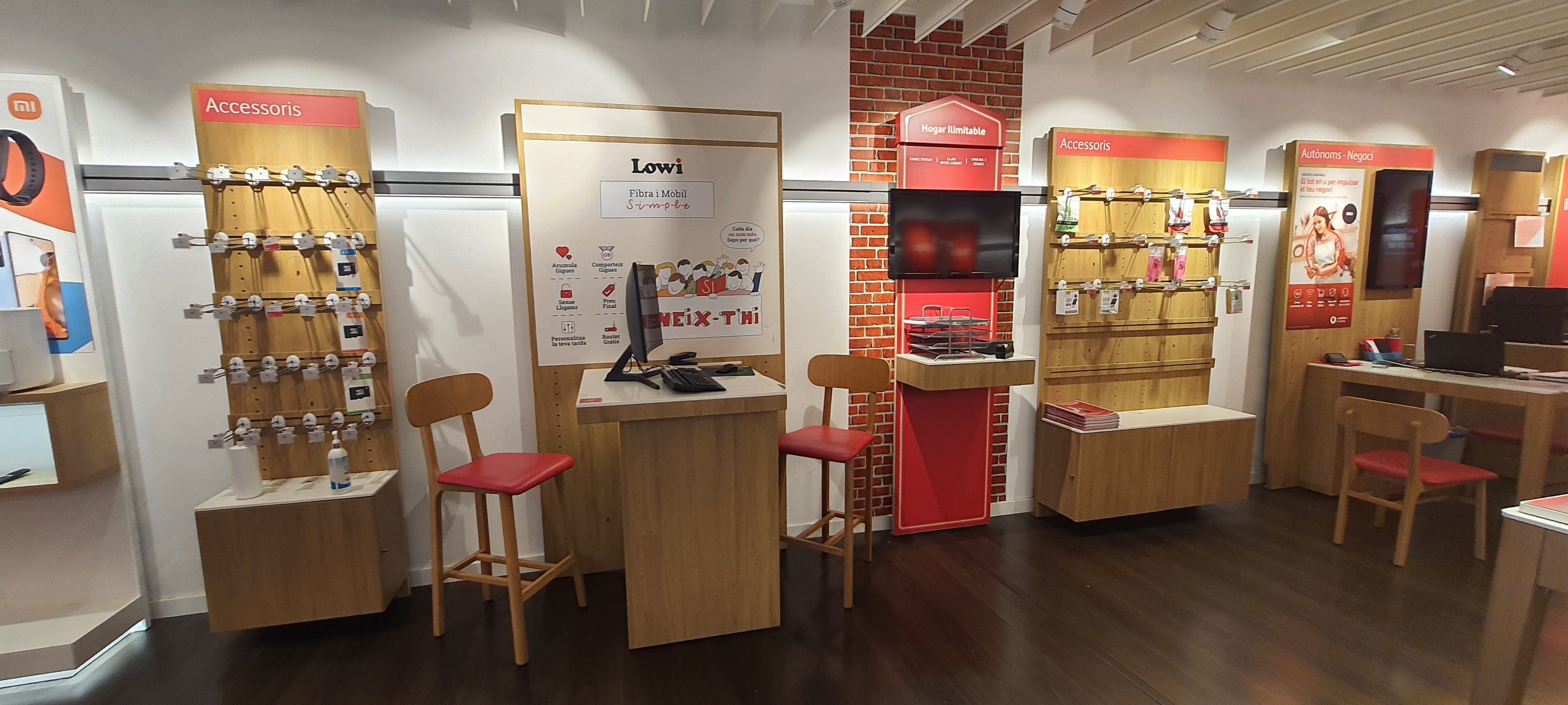 Vodafone Mataró - Riera foto