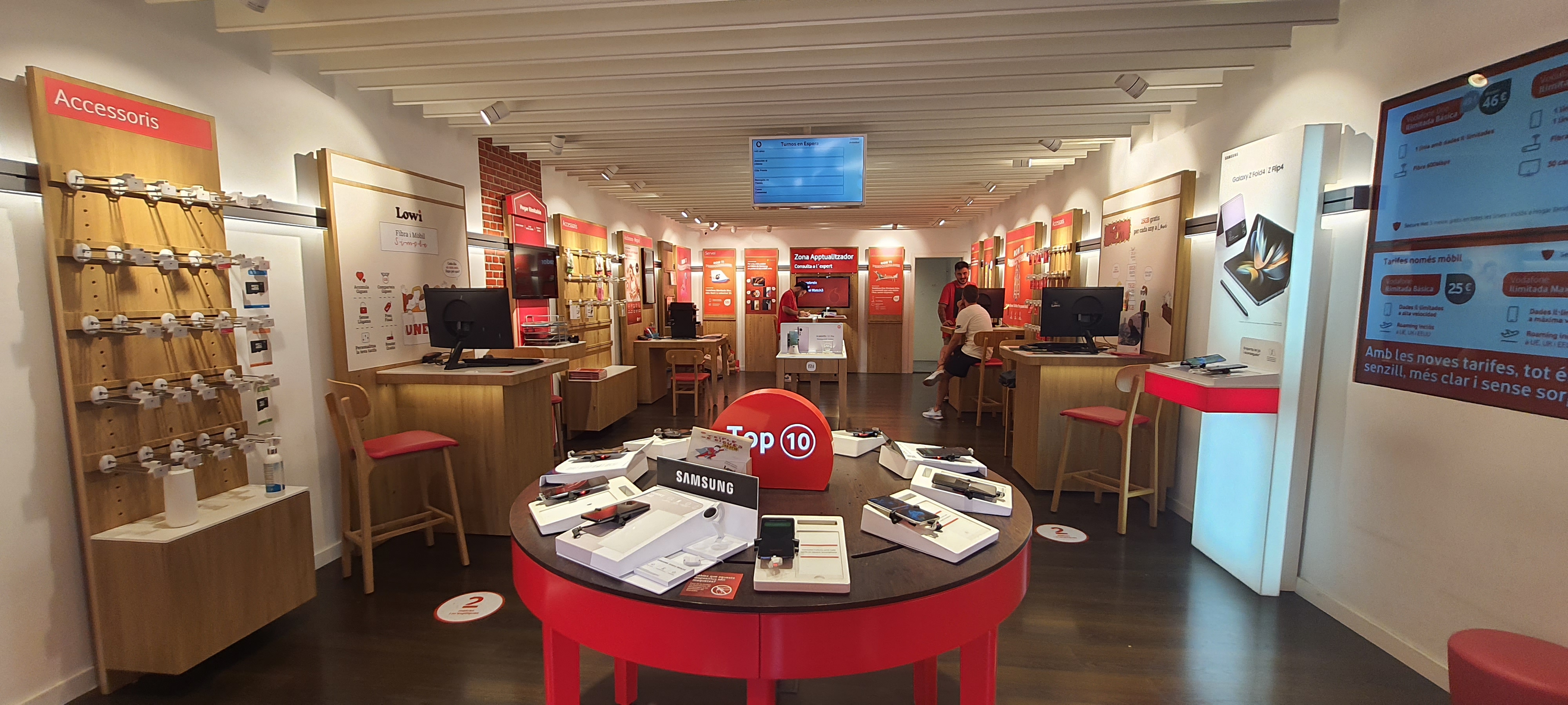 Vodafone Mataró - Riera foto