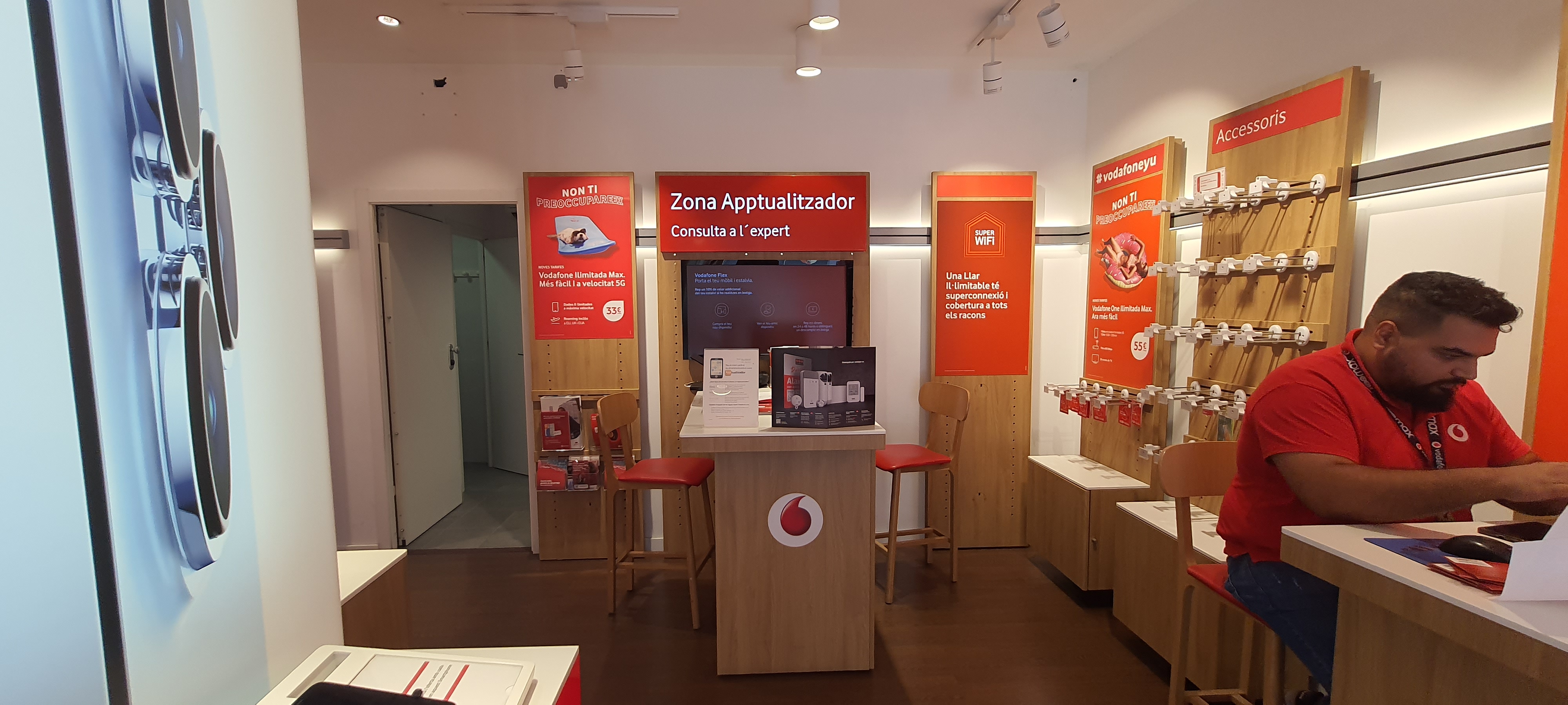 Vodafone Sant Cugat - Santiago Rusiñol foto