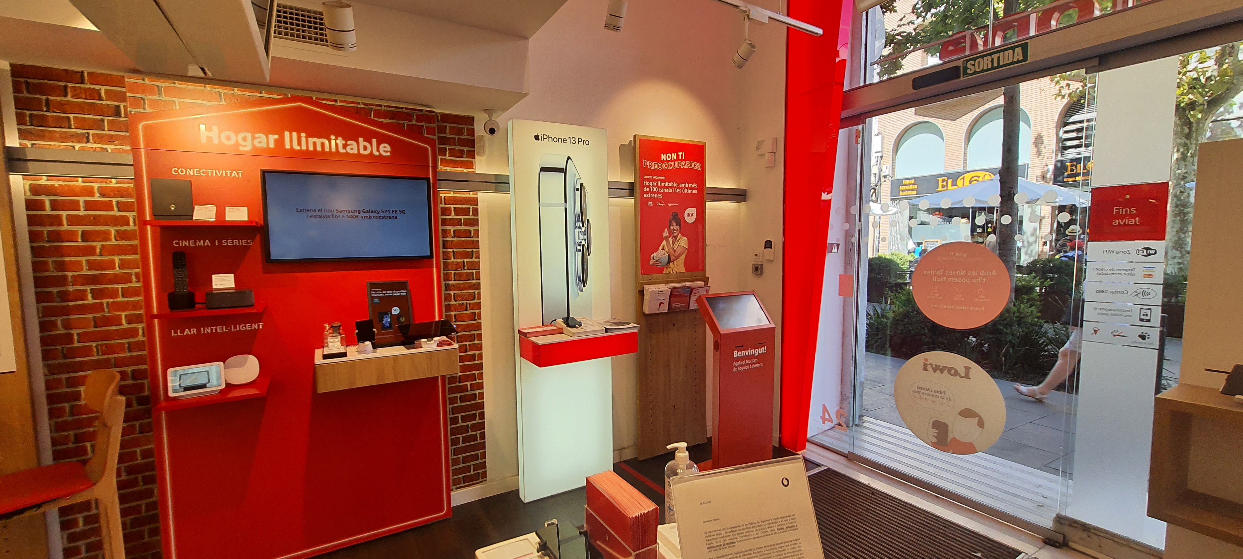 Vodafone Premiá De Mar foto