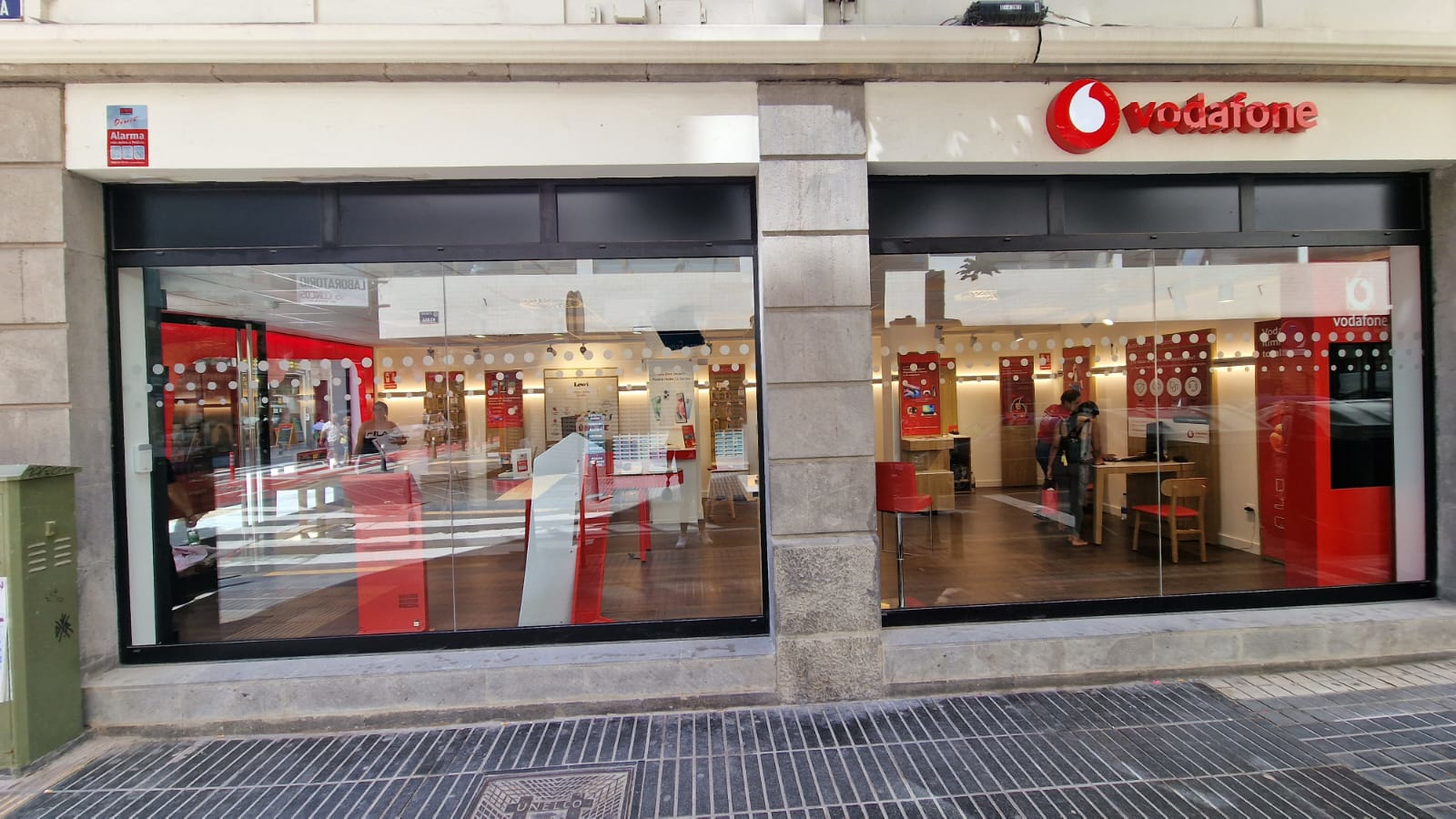 Vodafone Las Palmas- León y Castillo foto