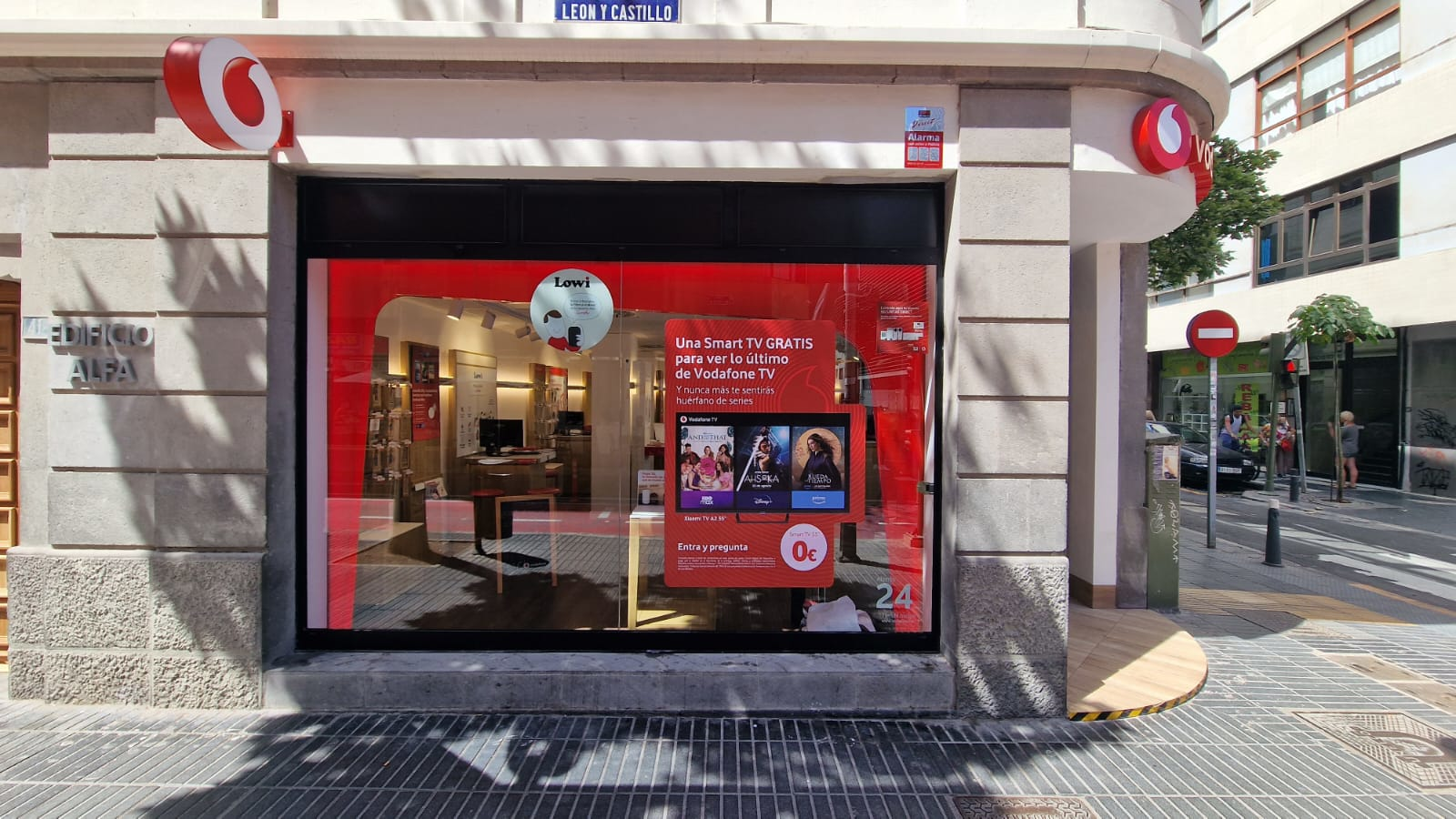 Vodafone Las Palmas- León y Castillo foto