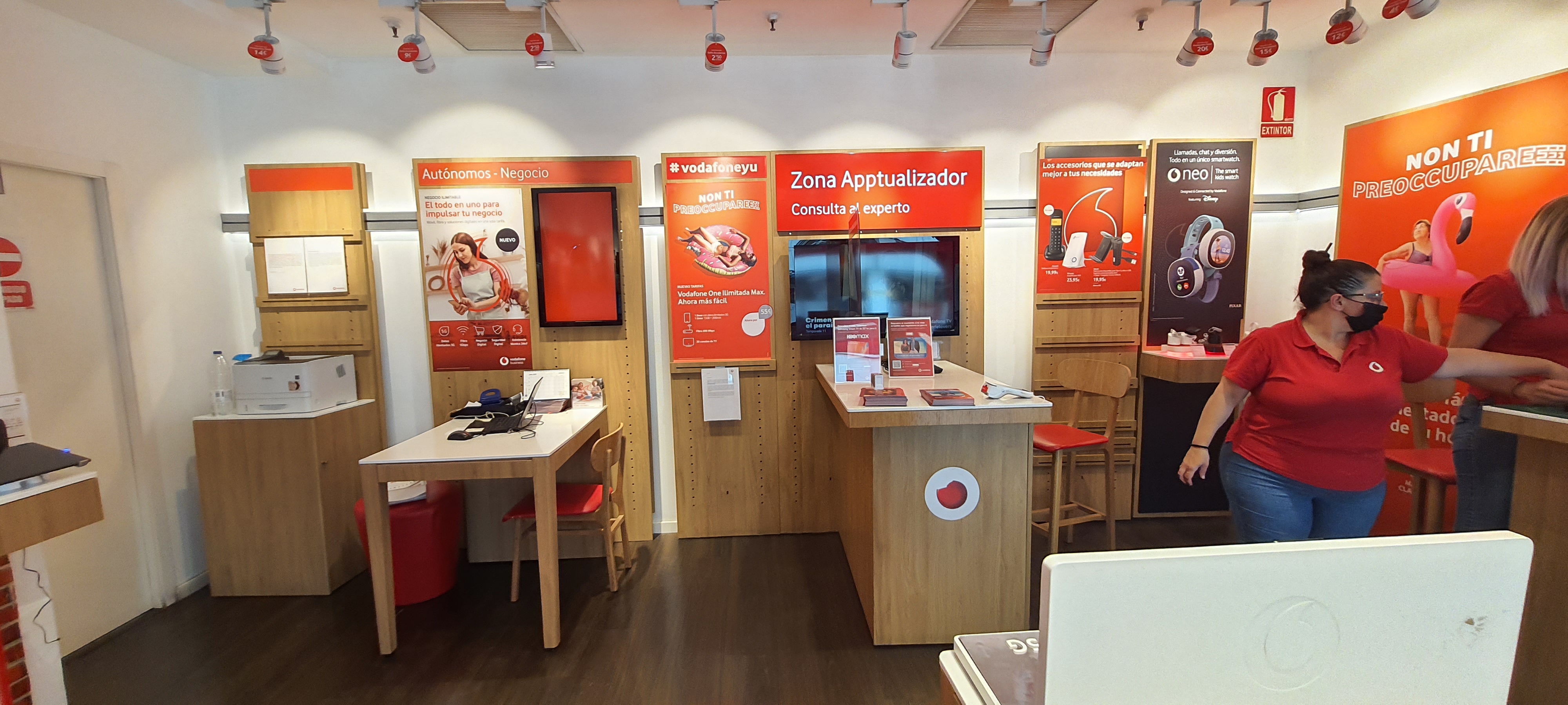 Vodafone Granada - CC Alcampo foto