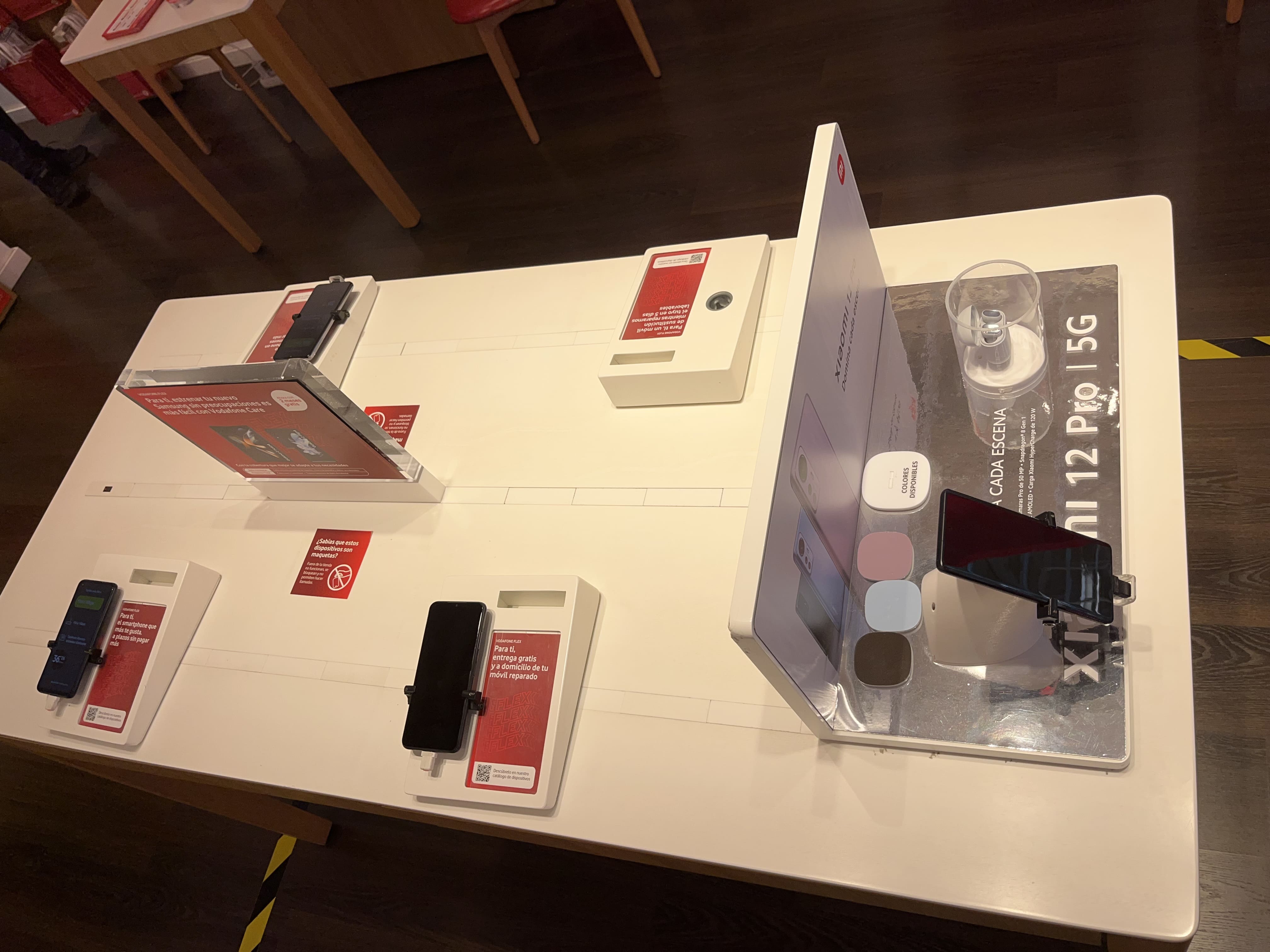 Vodafone Protava - CC La Villa 2 foto