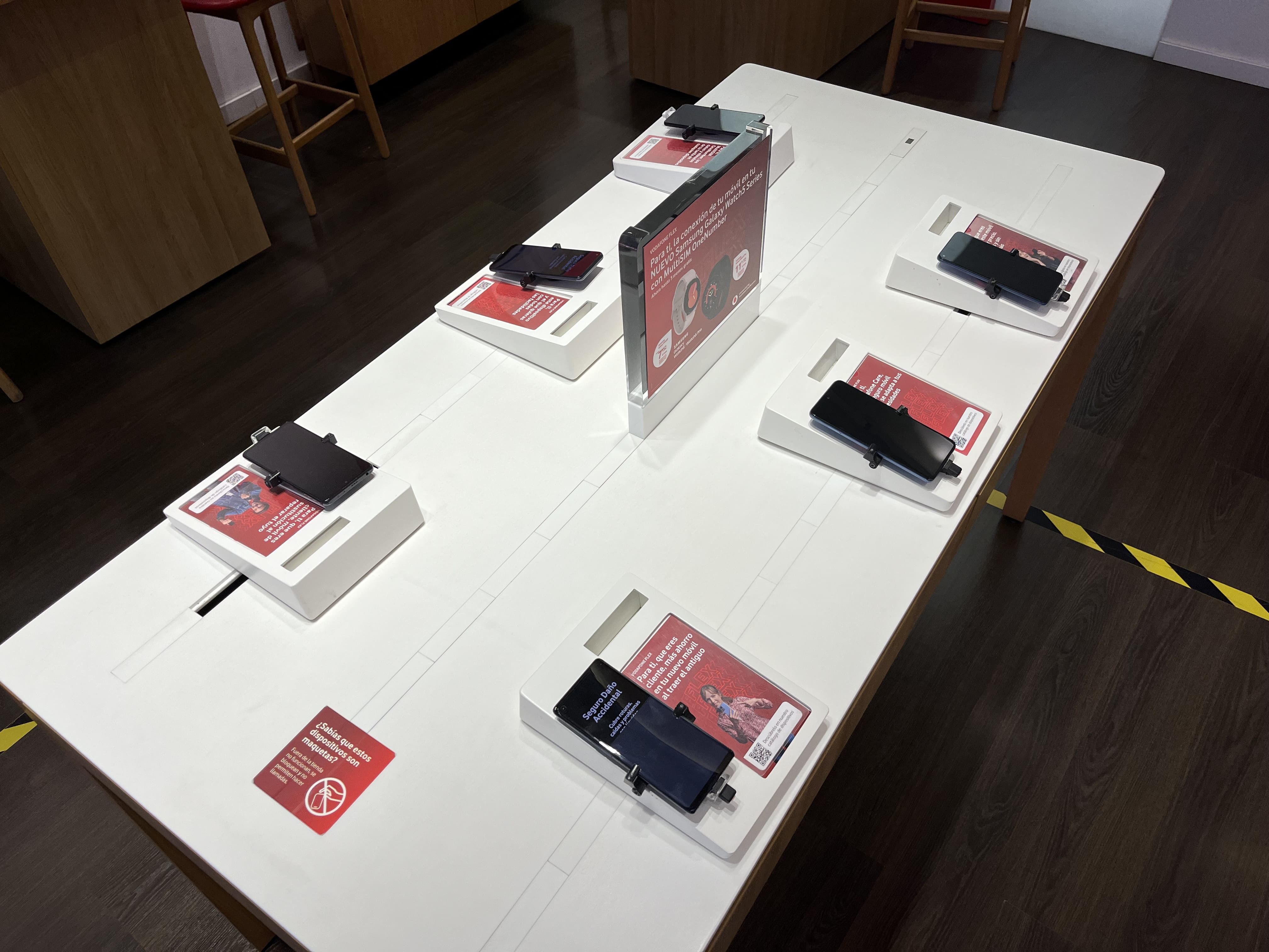 Vodafone Protava - CC La Villa 2 foto