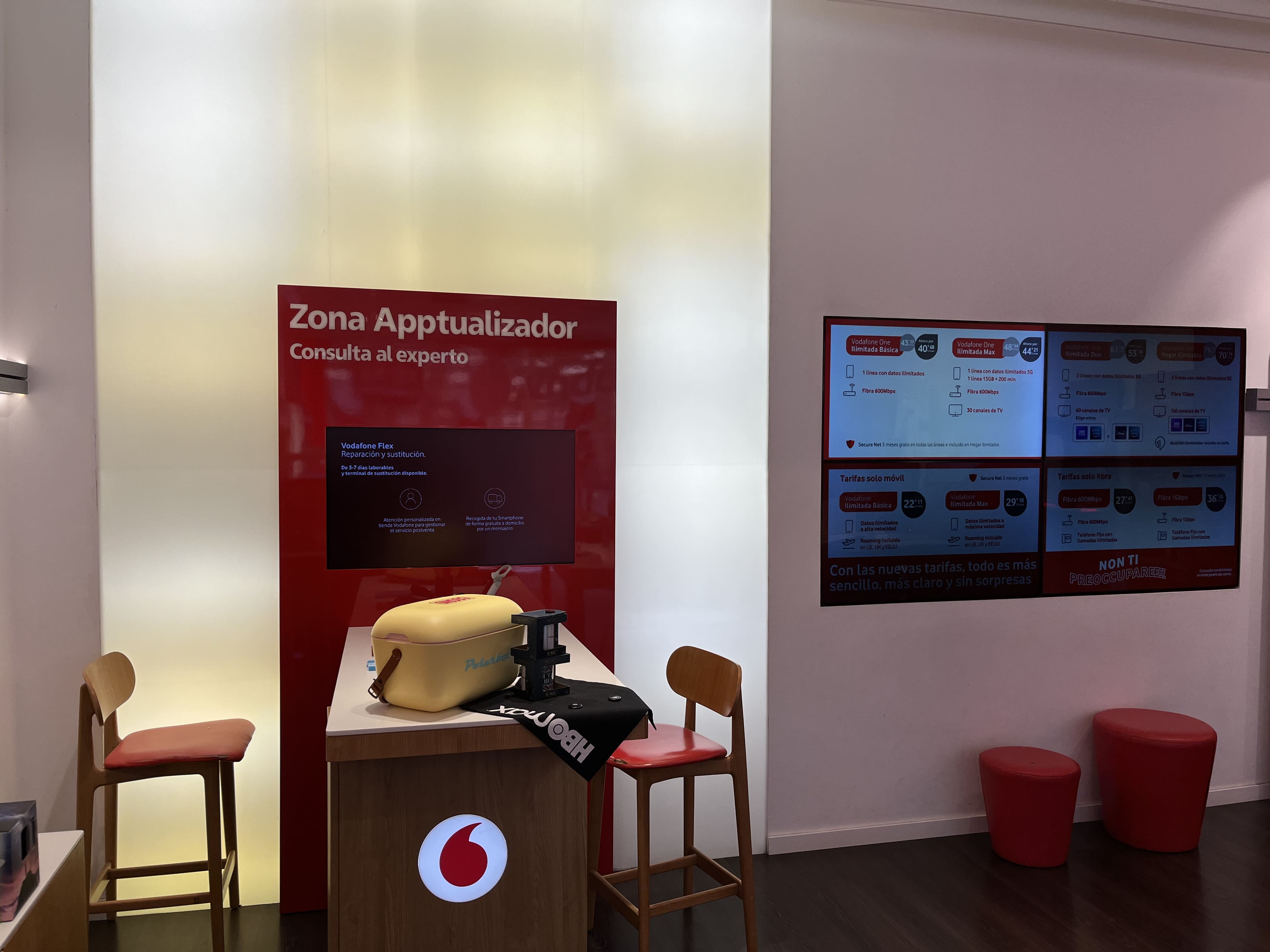 Vodafone Protava - CC La Villa 2 foto