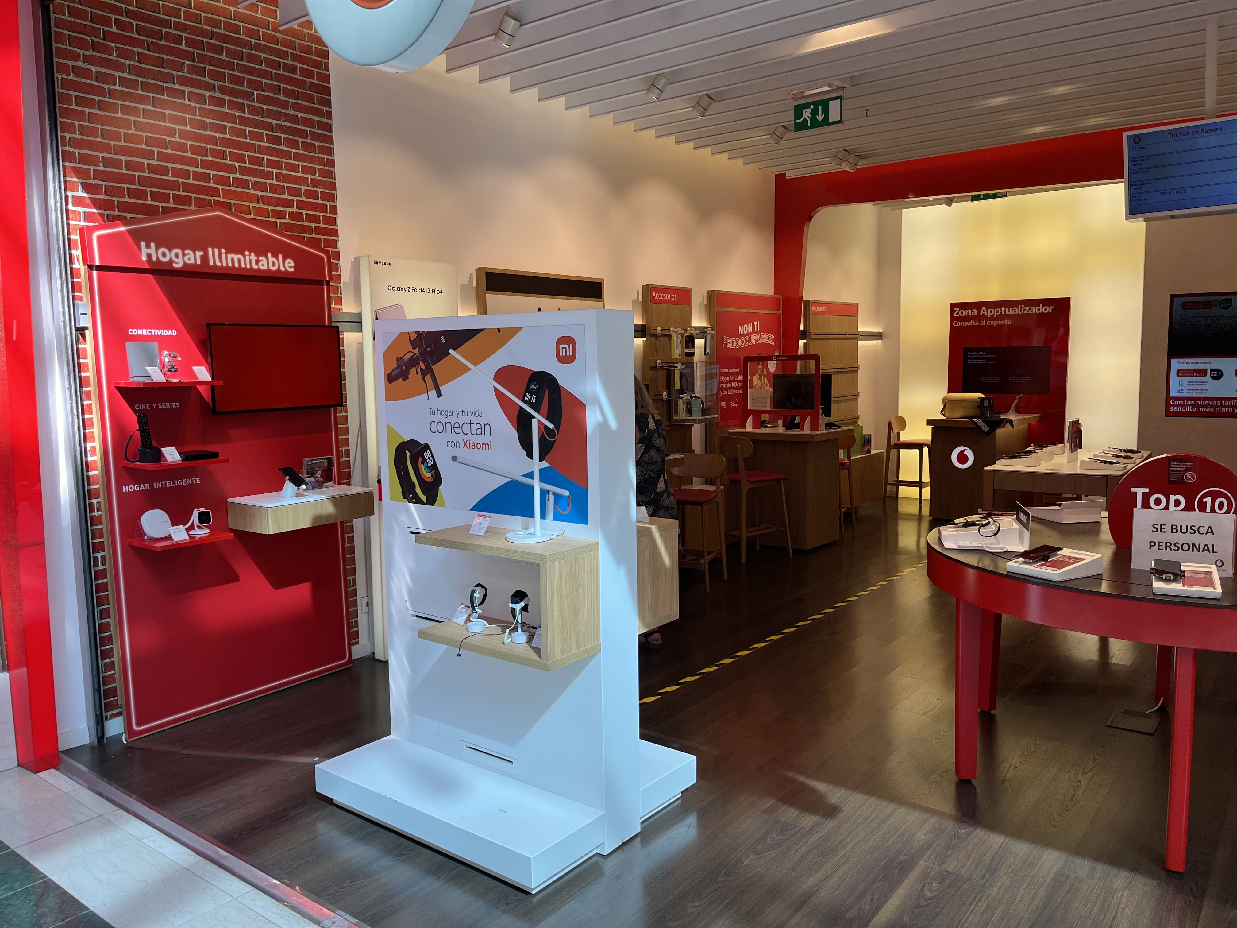 Vodafone Protava - CC La Villa 2 foto