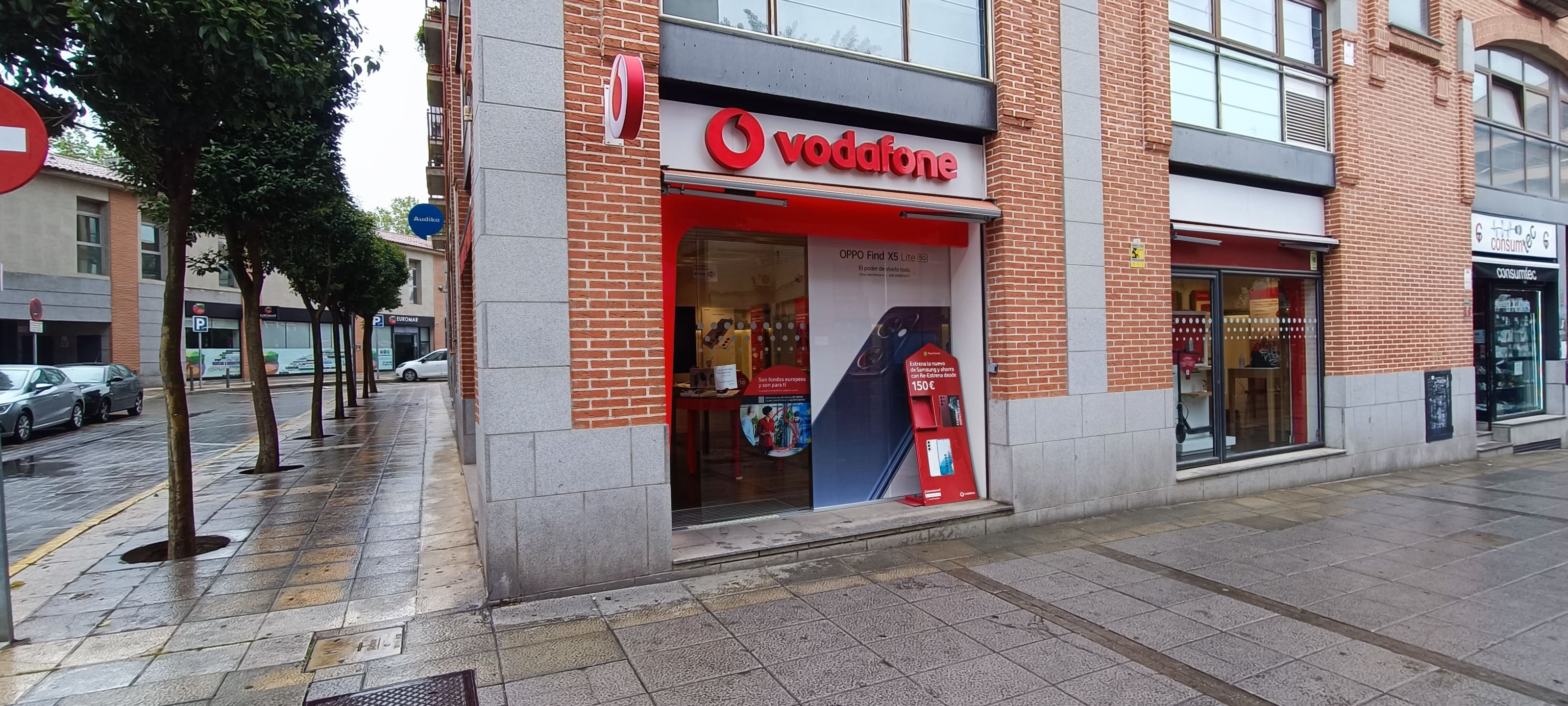 Vodafone Móstoles - Constitución