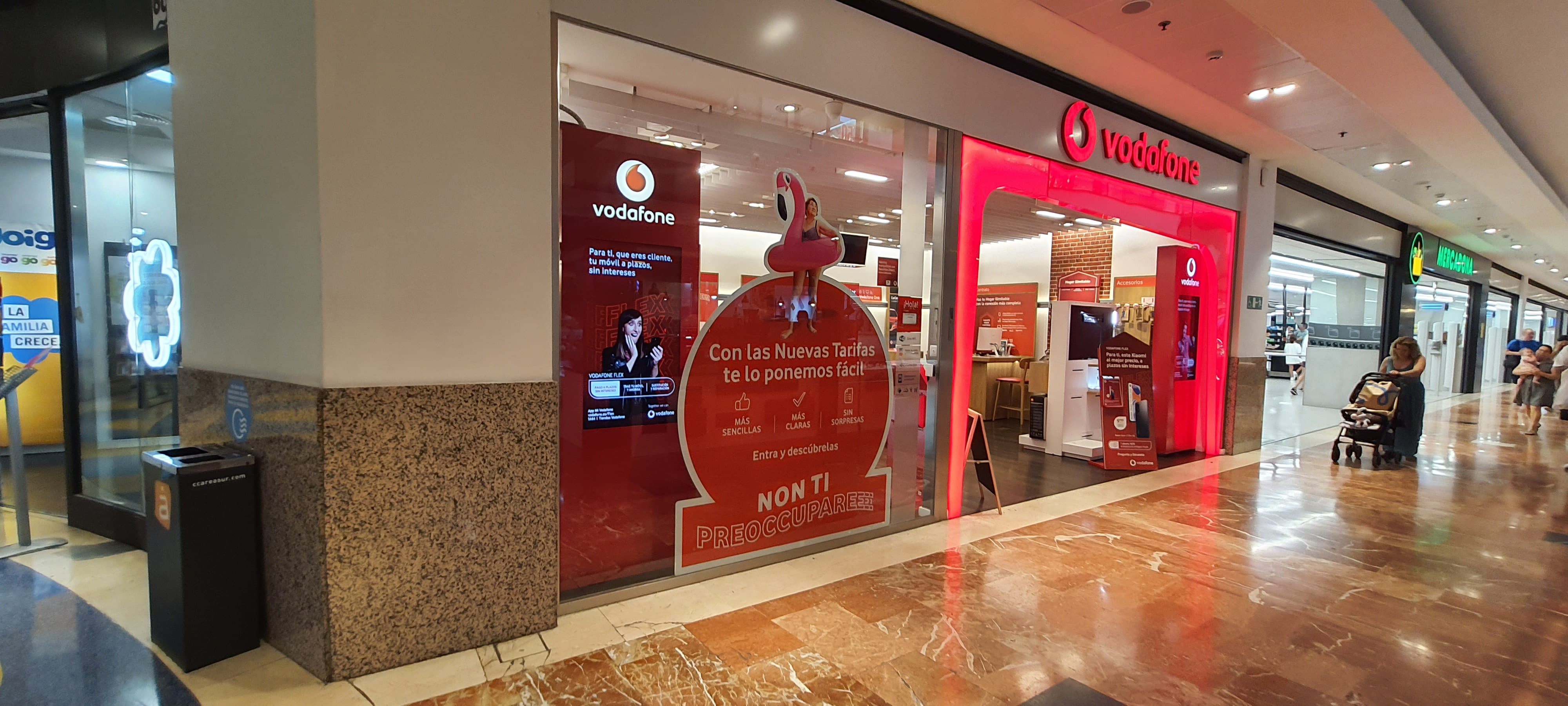 Vodafone CC Área Sur foto