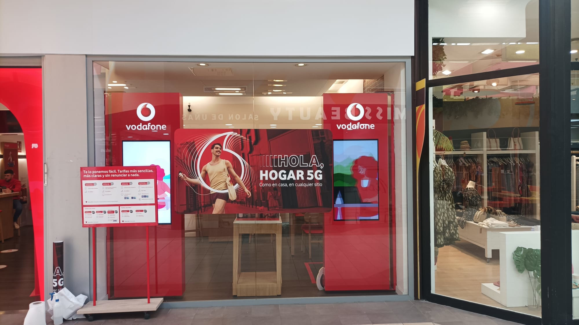 Vodafone Campanar foto