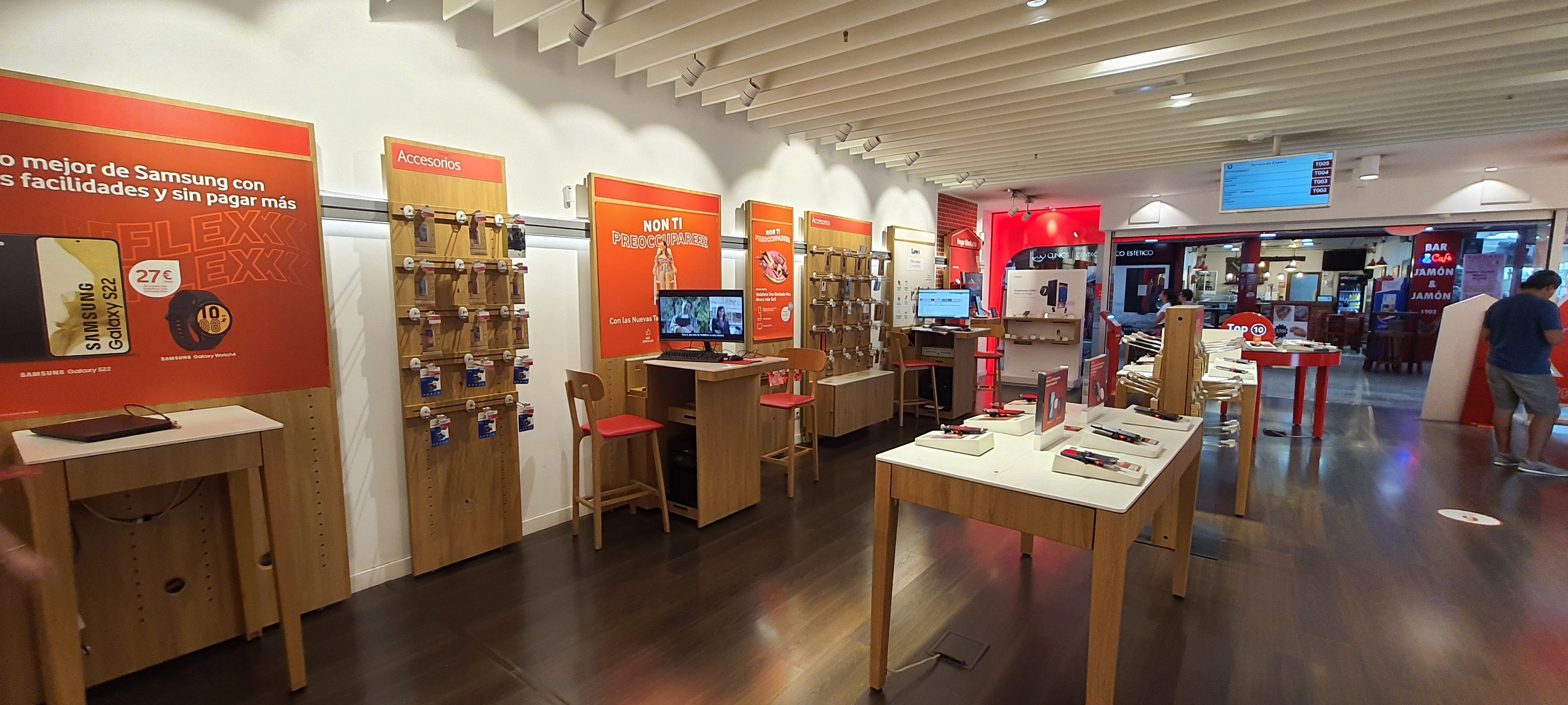 Vodafone Cordoba - CC Arcangel foto