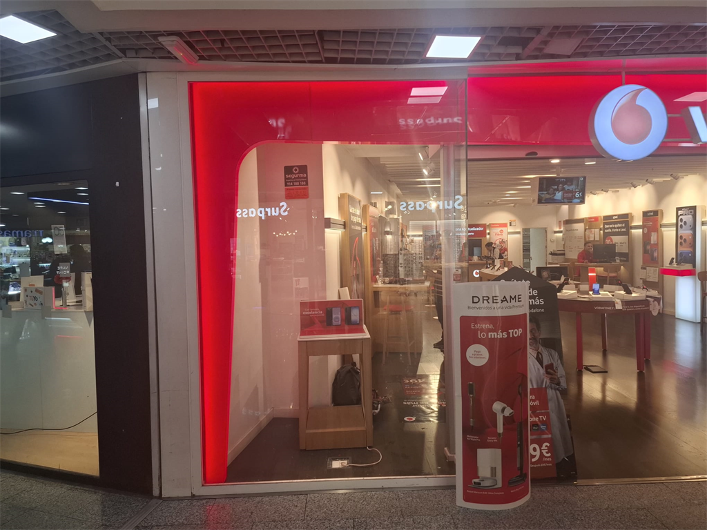 Vodafone Cordoba - CC Arcangel foto