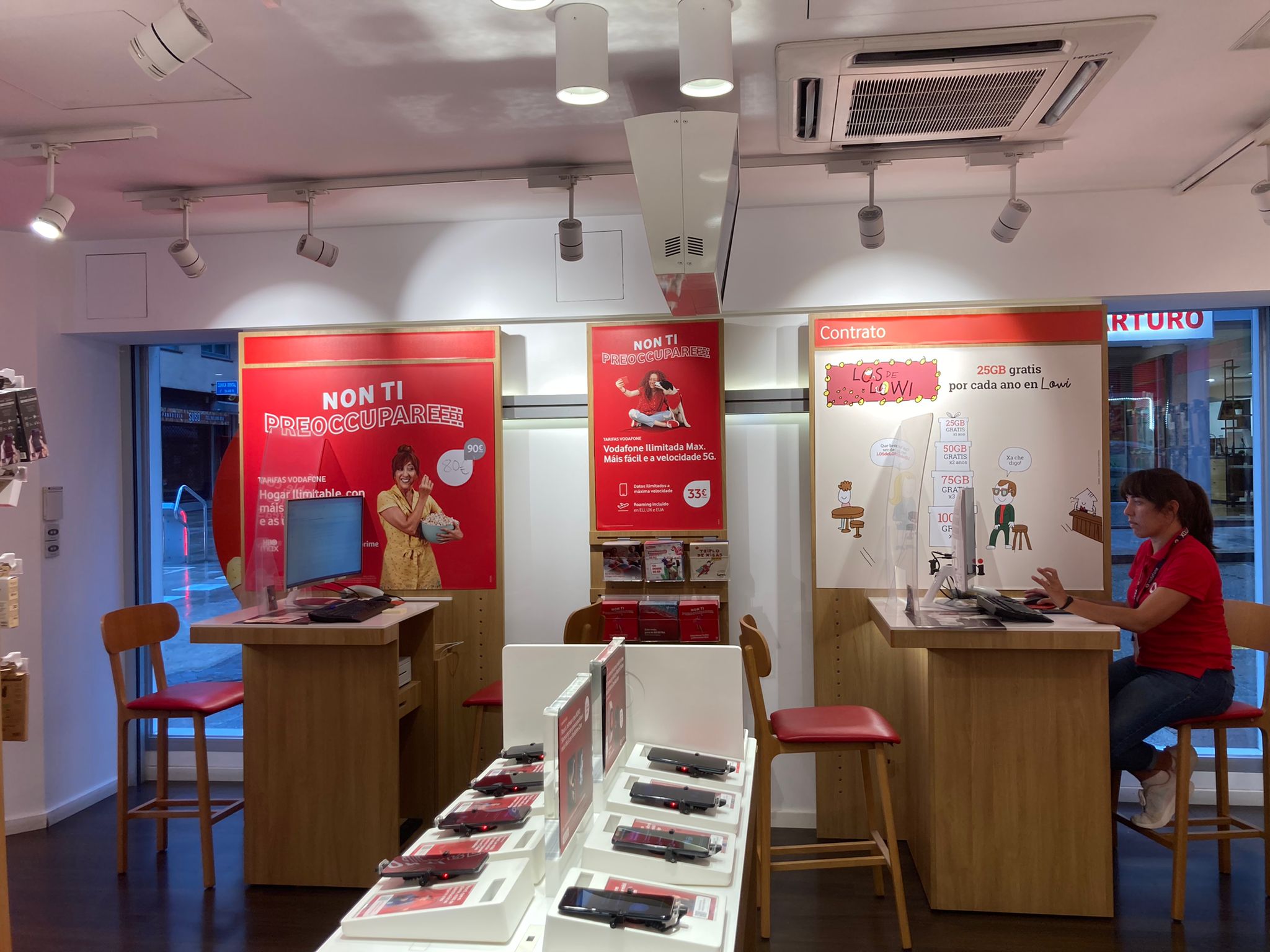 Vodafone La Coruña - Barcelona 51 foto