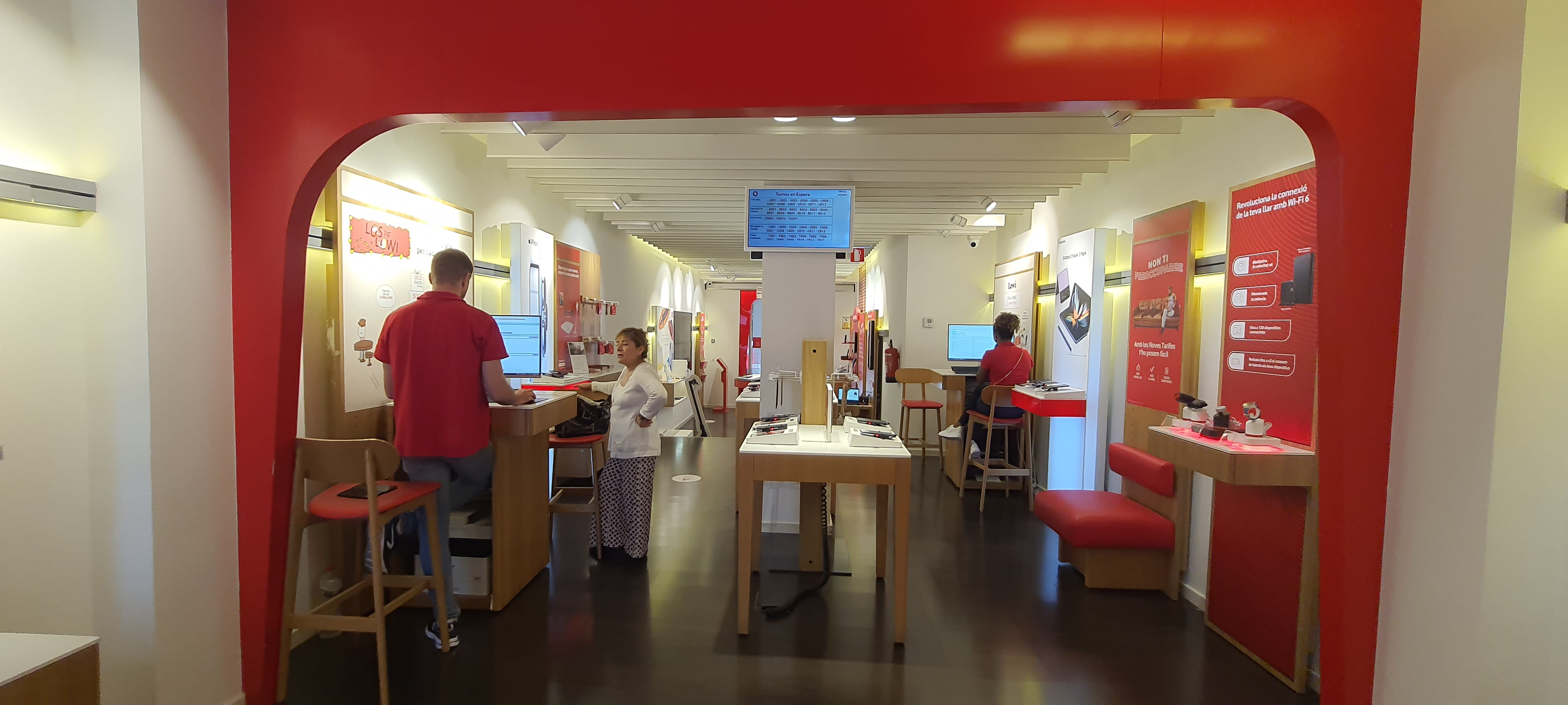 Vodafone Barcelona - Gran de Gracia foto