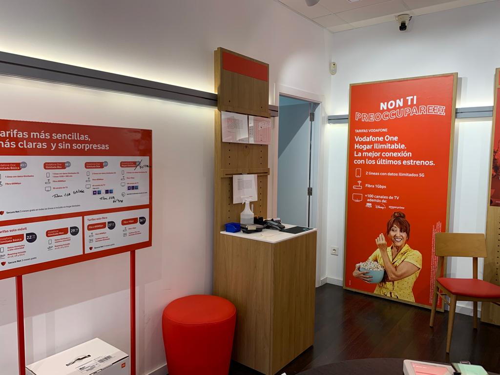 Vodafone Las Galletas foto