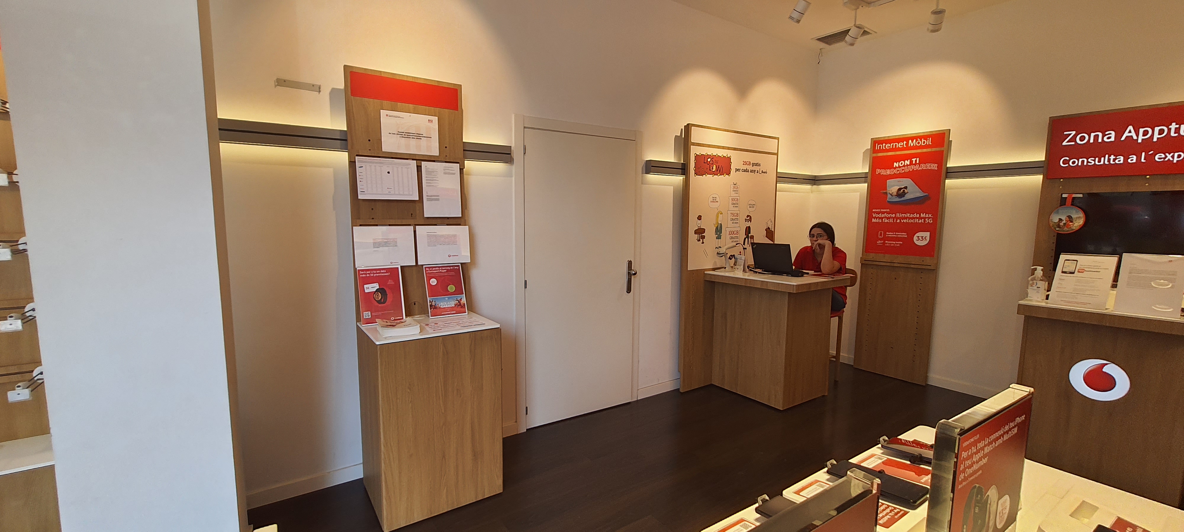 Vodafone Roses - Jaume I foto