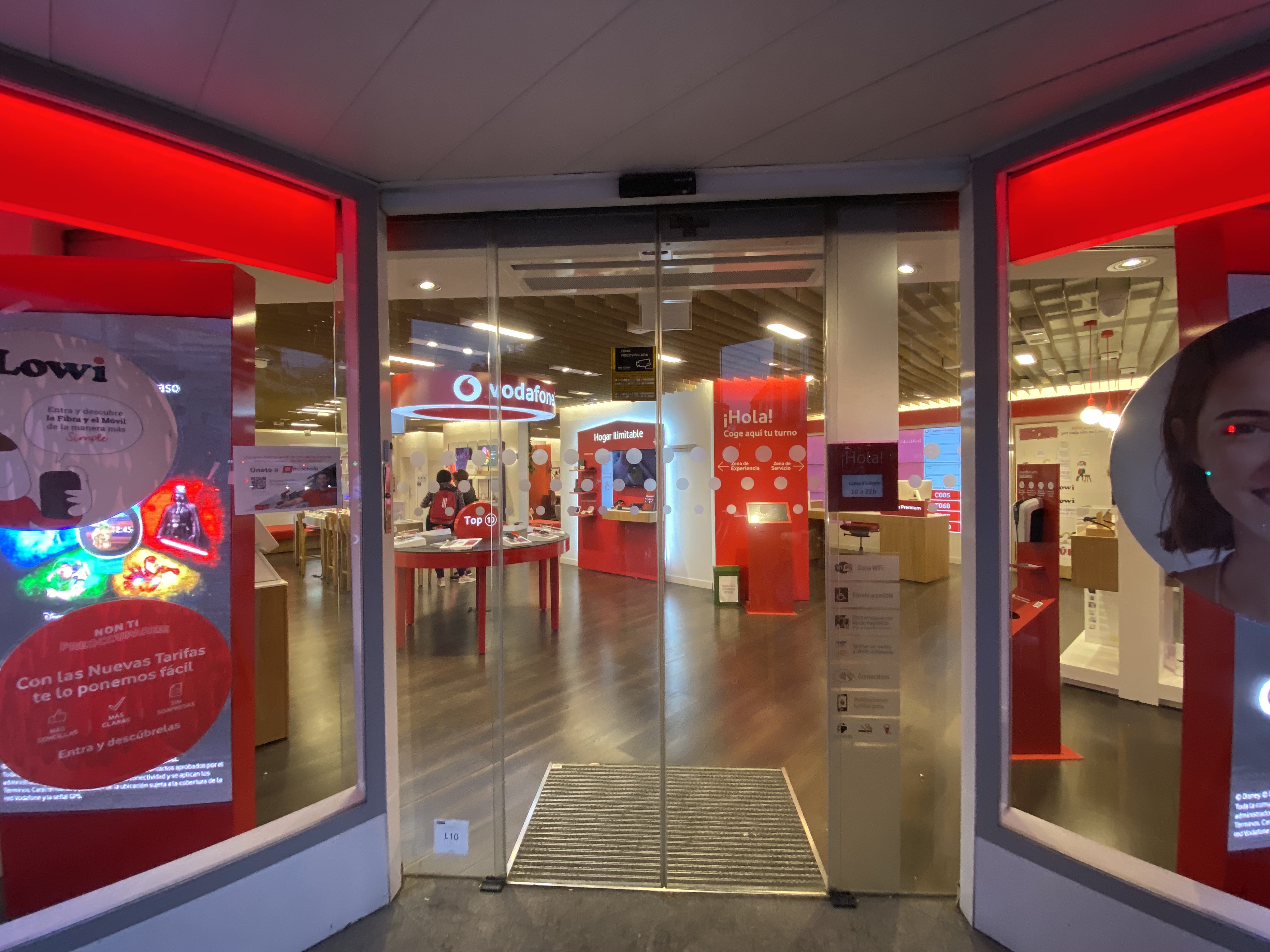 Vodafone Bravo Murillo, 212 foto