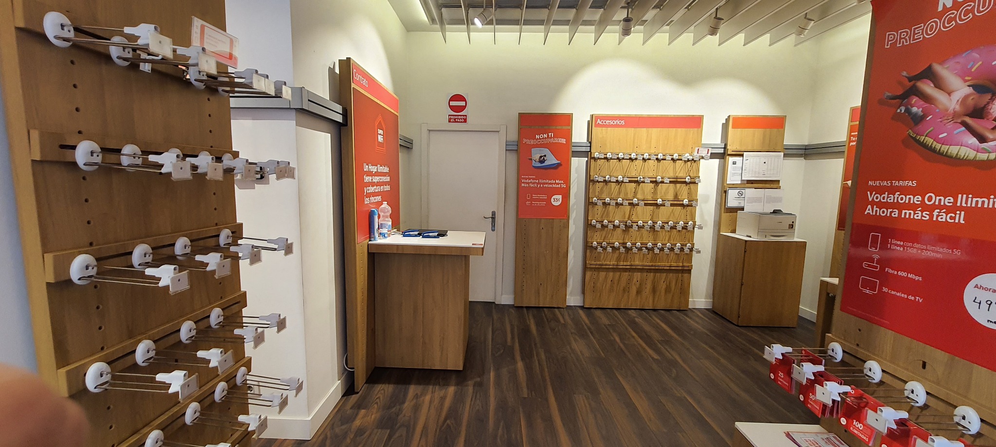 Vodafone Jaén - Avda de Andalucía foto