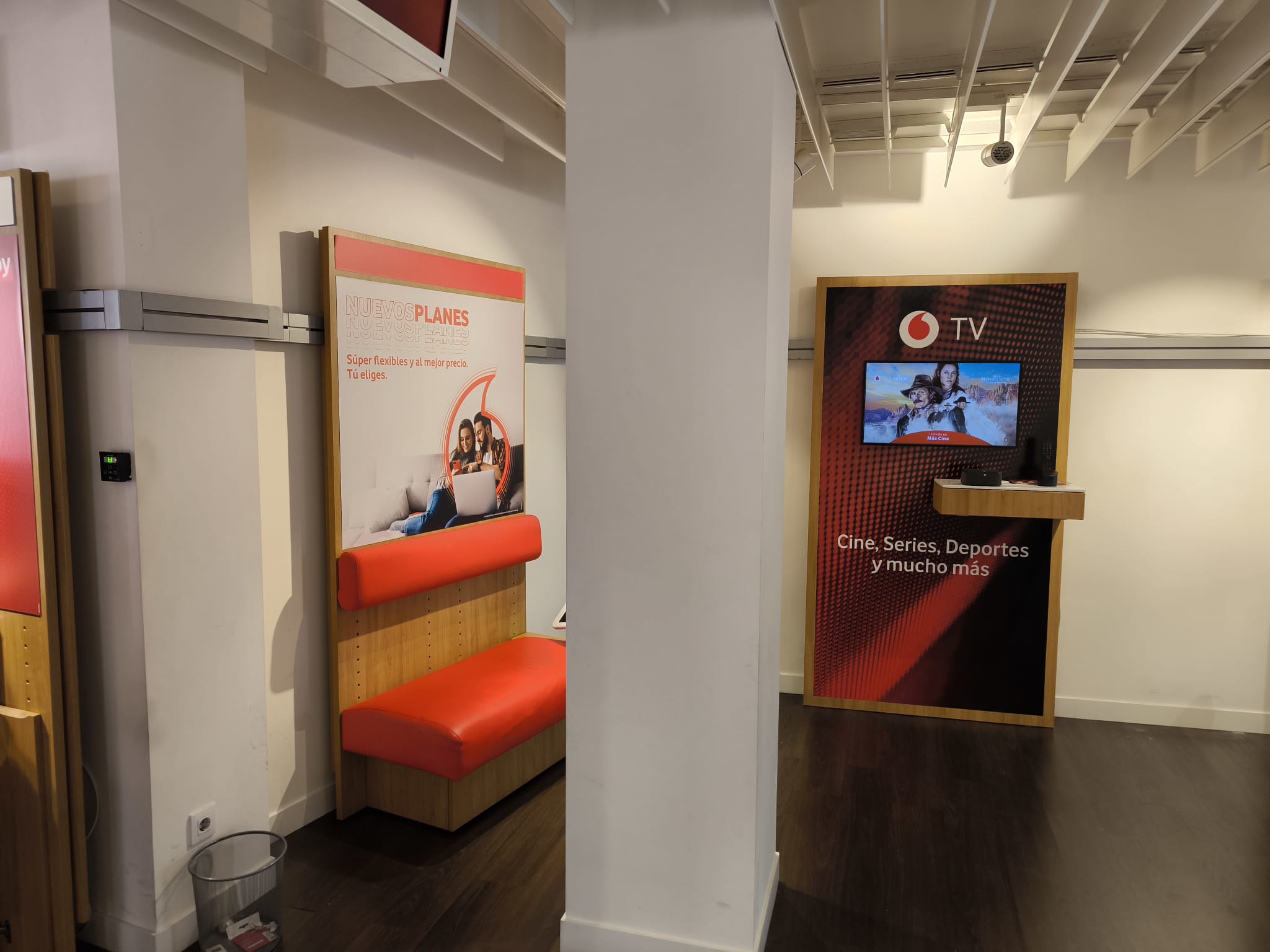 Vodafone Calle Madrid foto