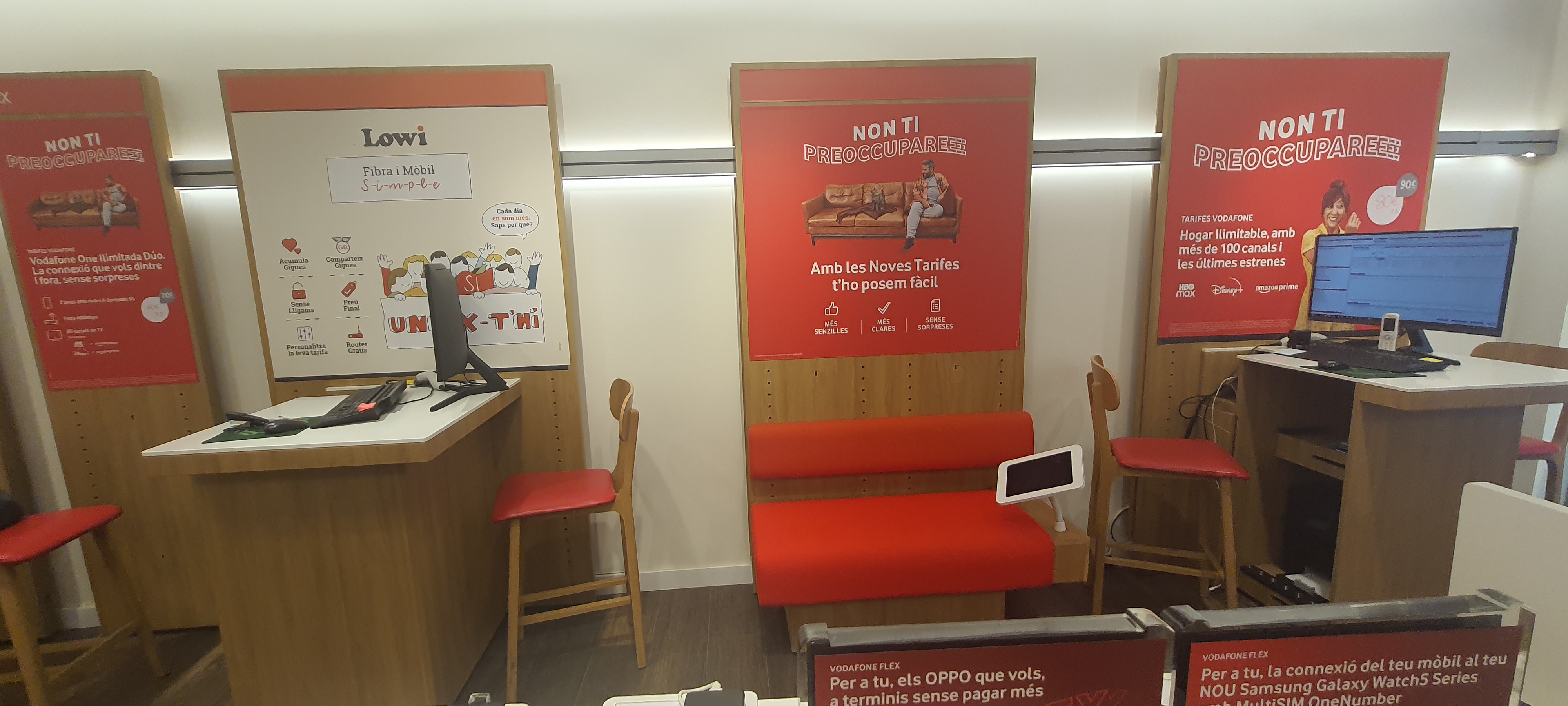 Vodafone Granollers - Corona foto