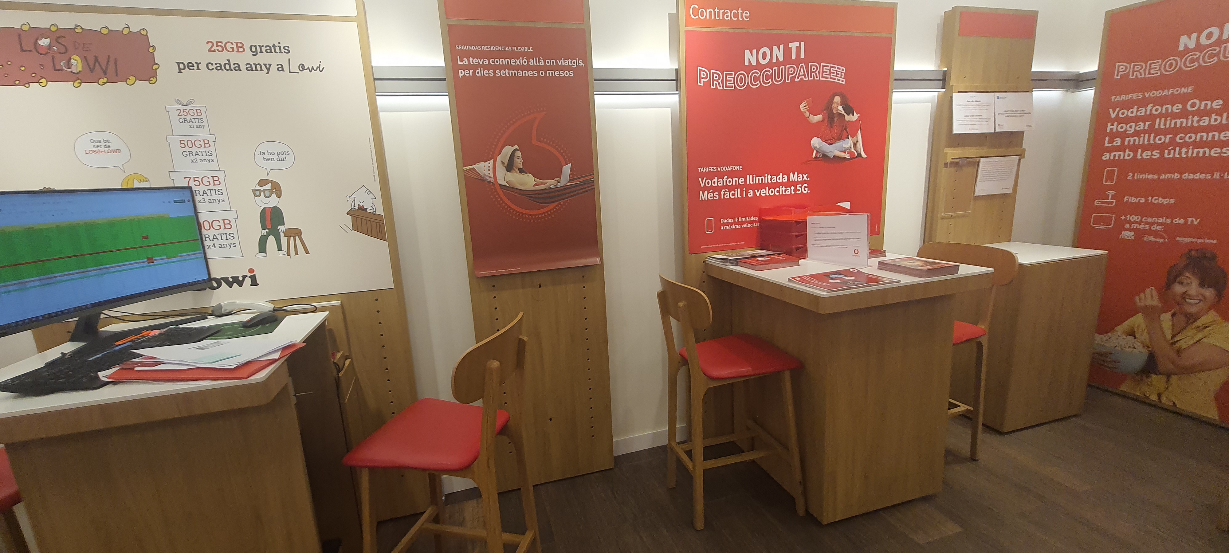 Vodafone Granollers - Corona foto