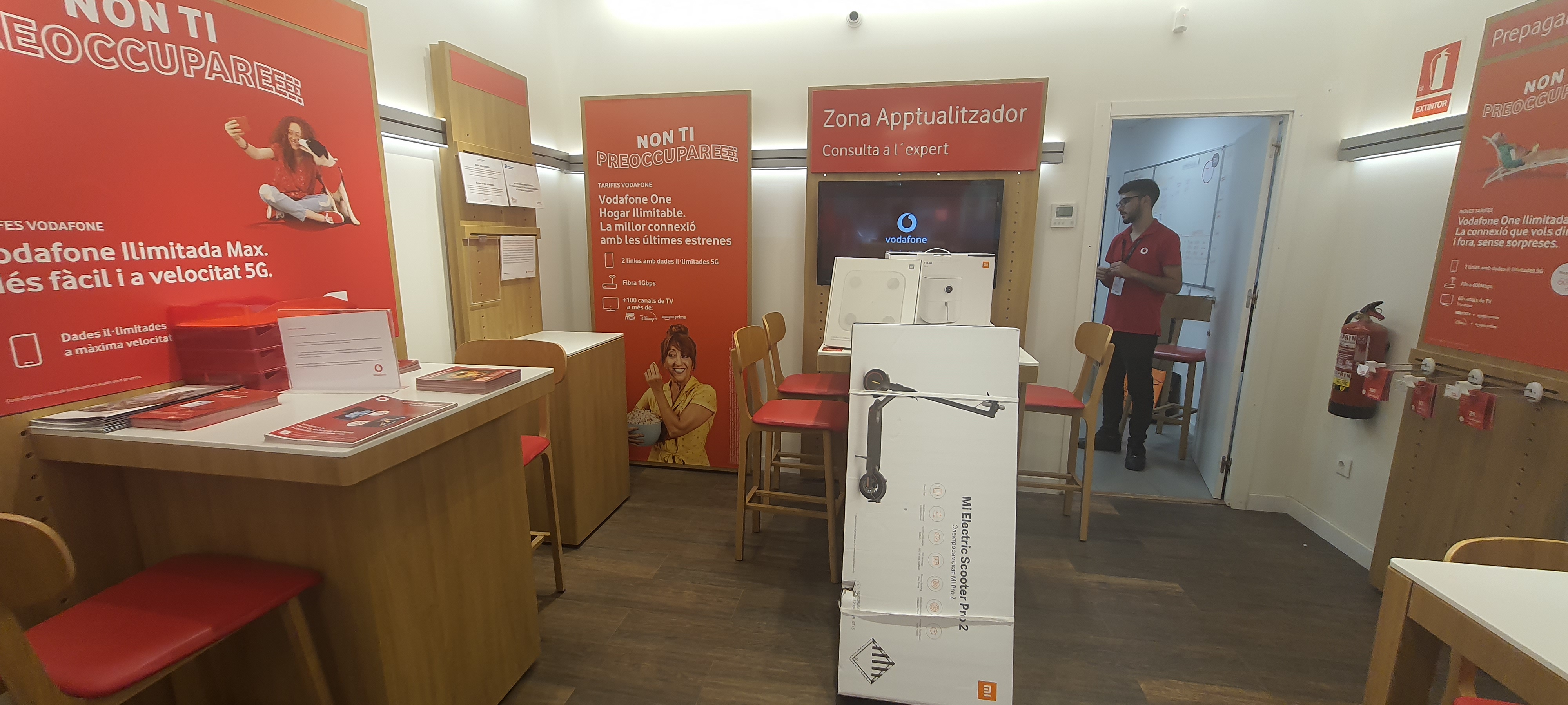 Vodafone Granollers - Corona foto