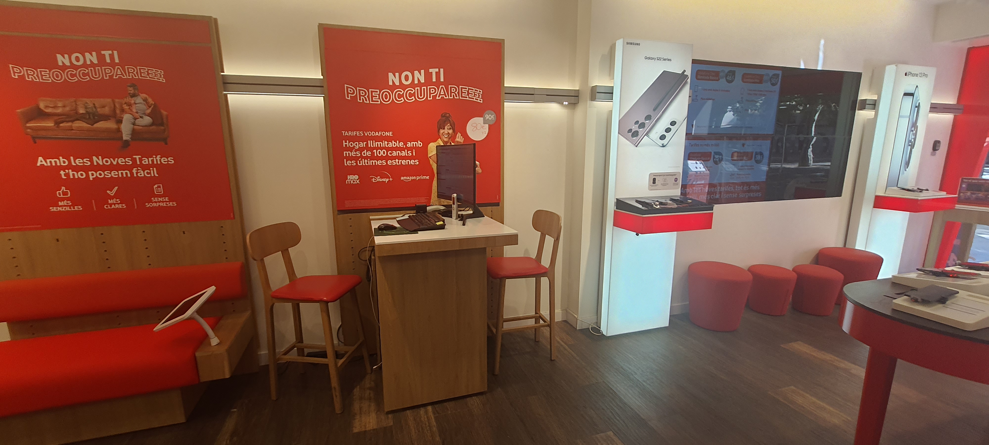 Vodafone Granollers - Corona foto