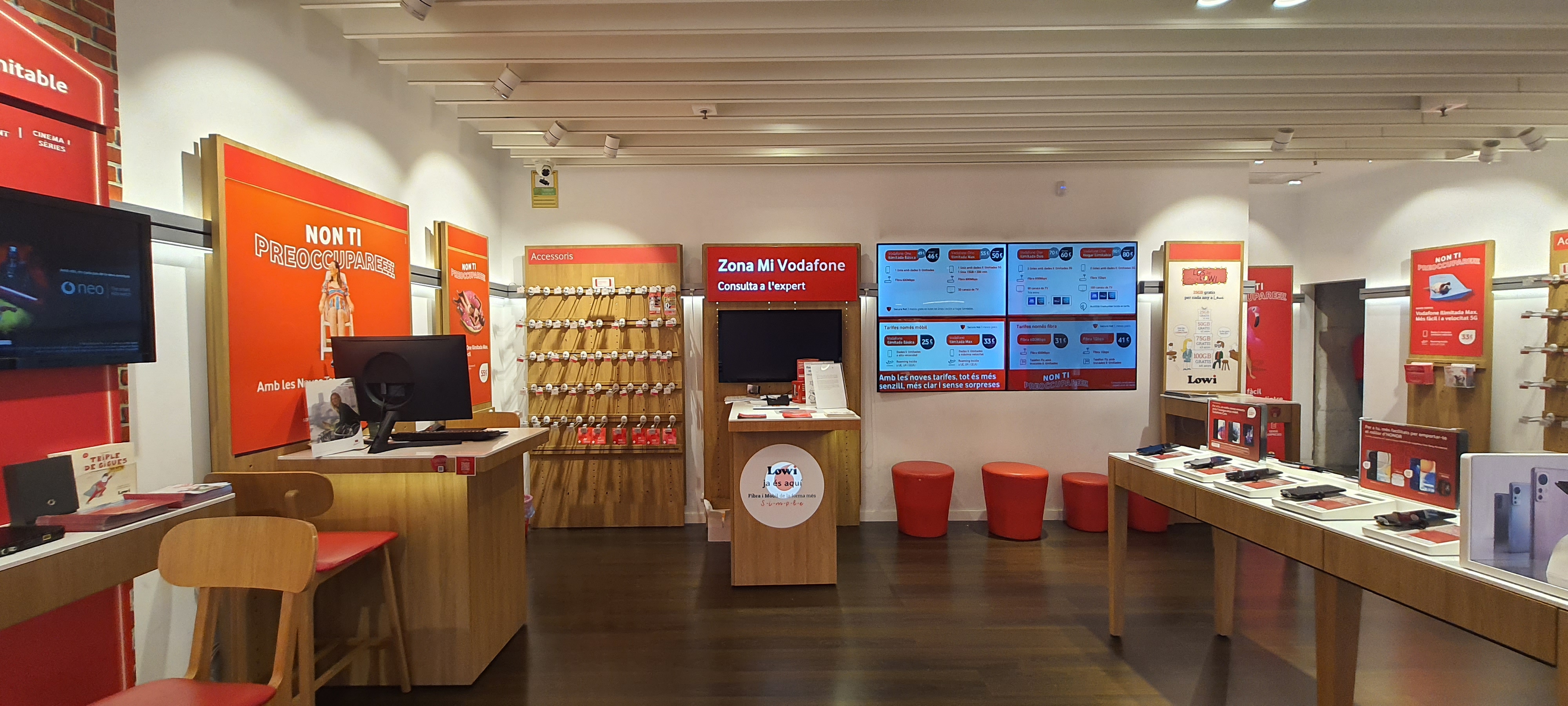 Vodafone Baricentro foto
