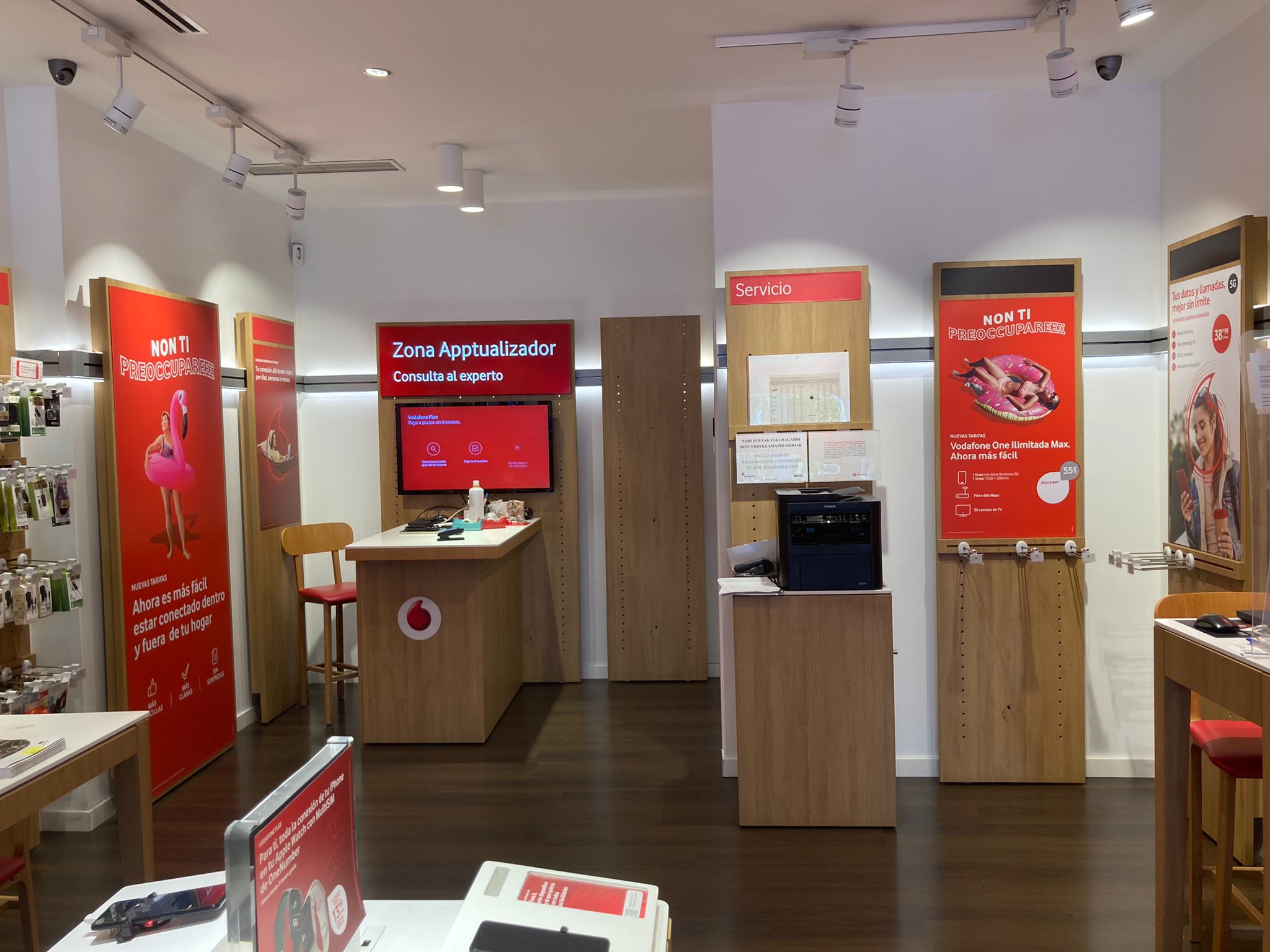 Vodafone Irun Paseo De Colon foto