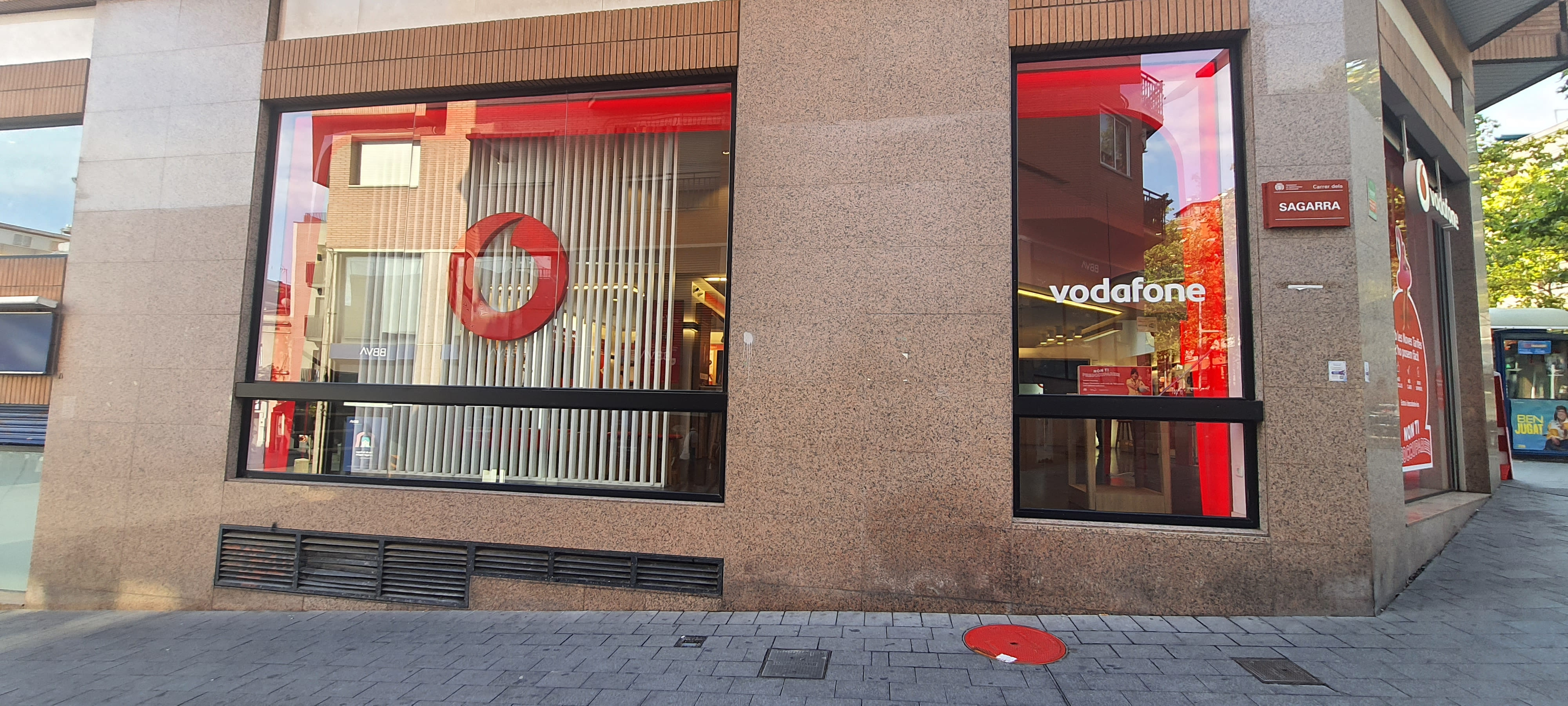 Vodafone Santa Coloma De Gramanet foto