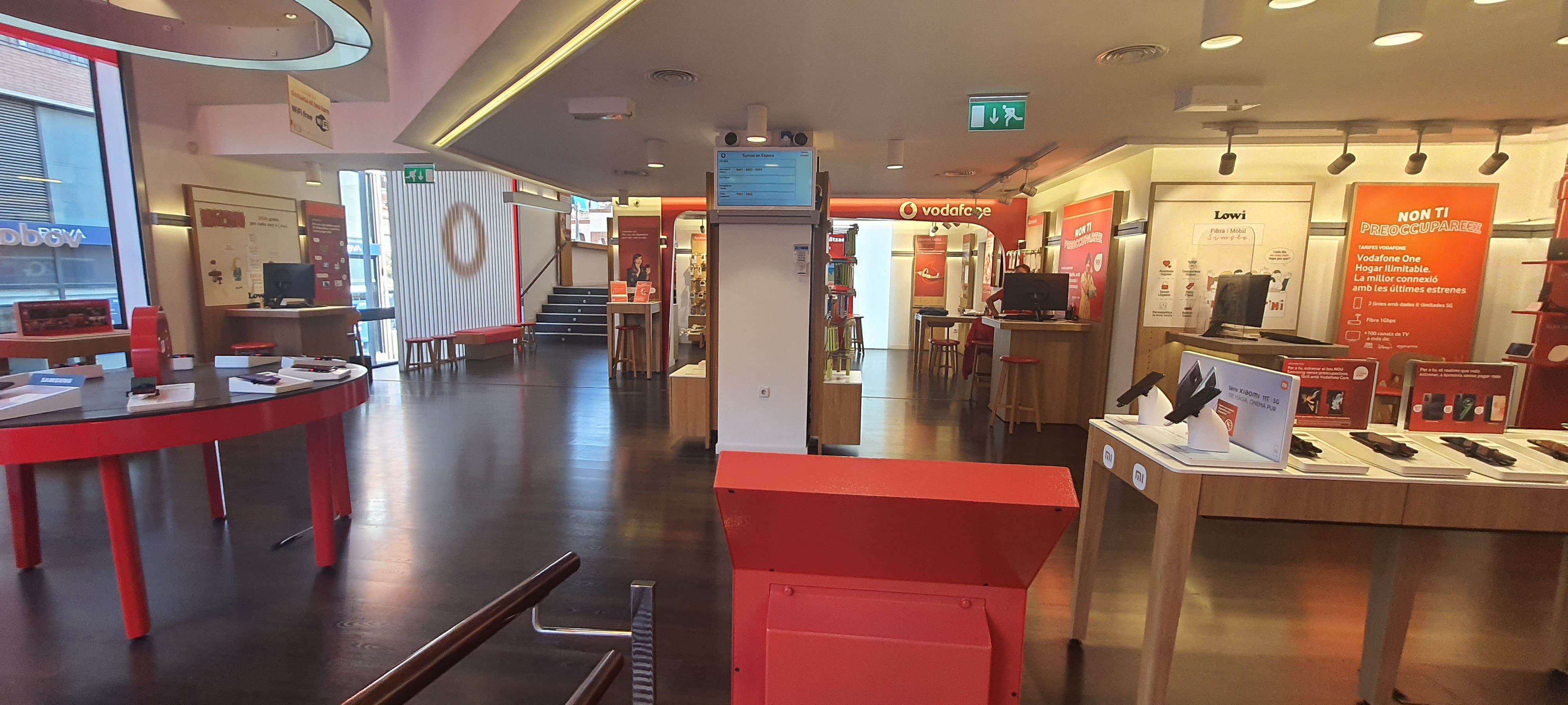 Vodafone Santa Coloma De Gramanet foto