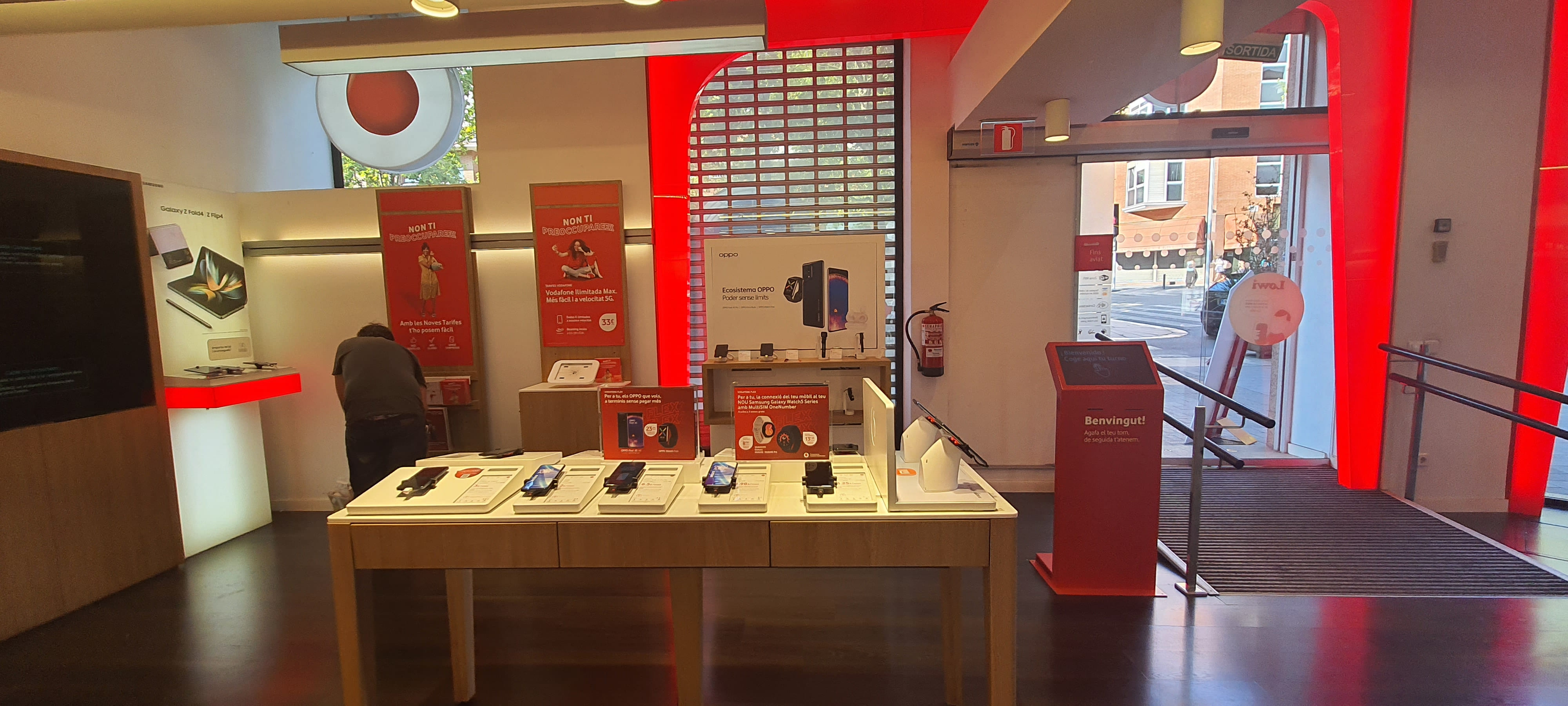 Vodafone Santa Coloma De Gramanet foto