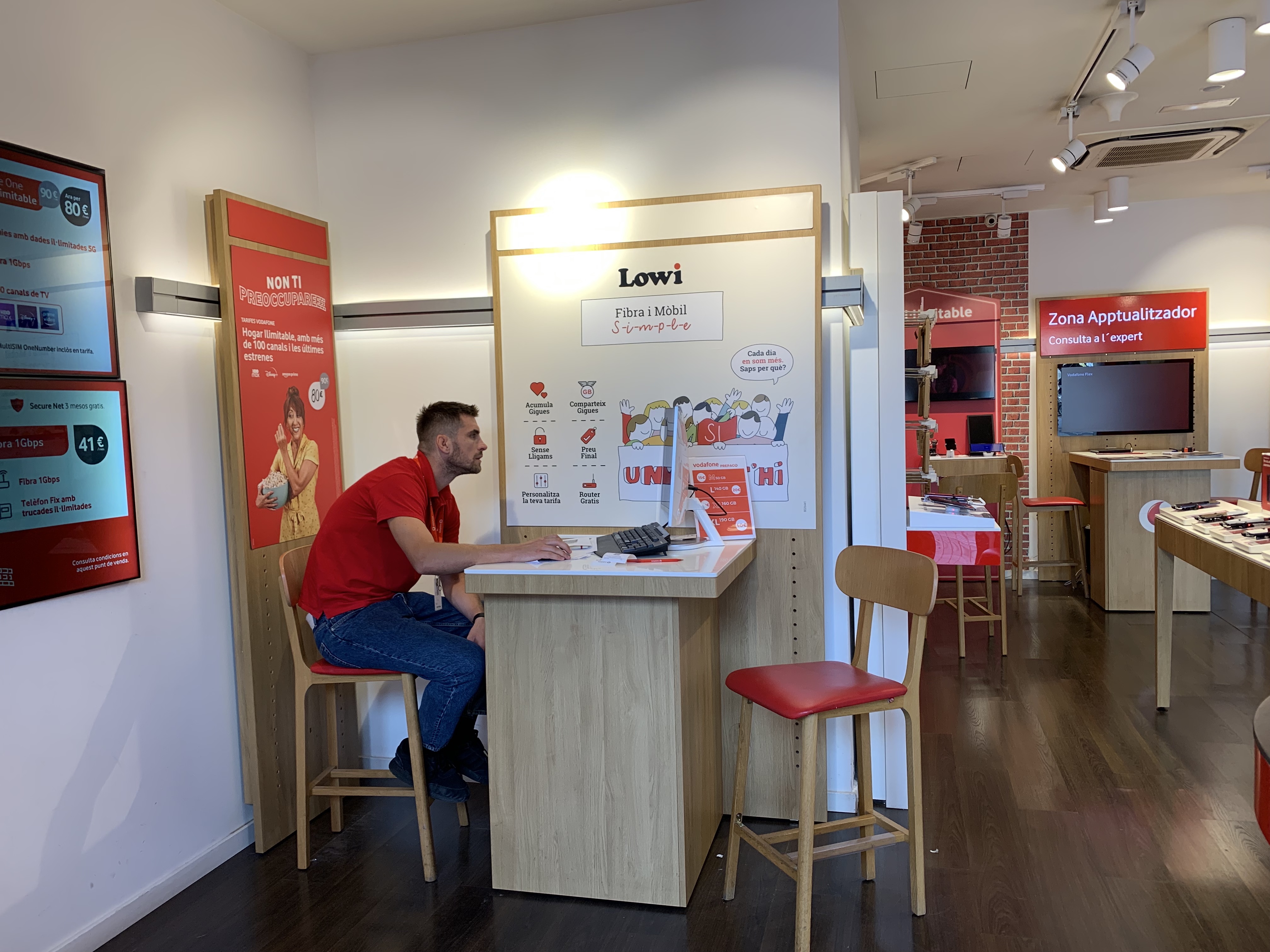 Vodafone Barcelona - Manso foto
