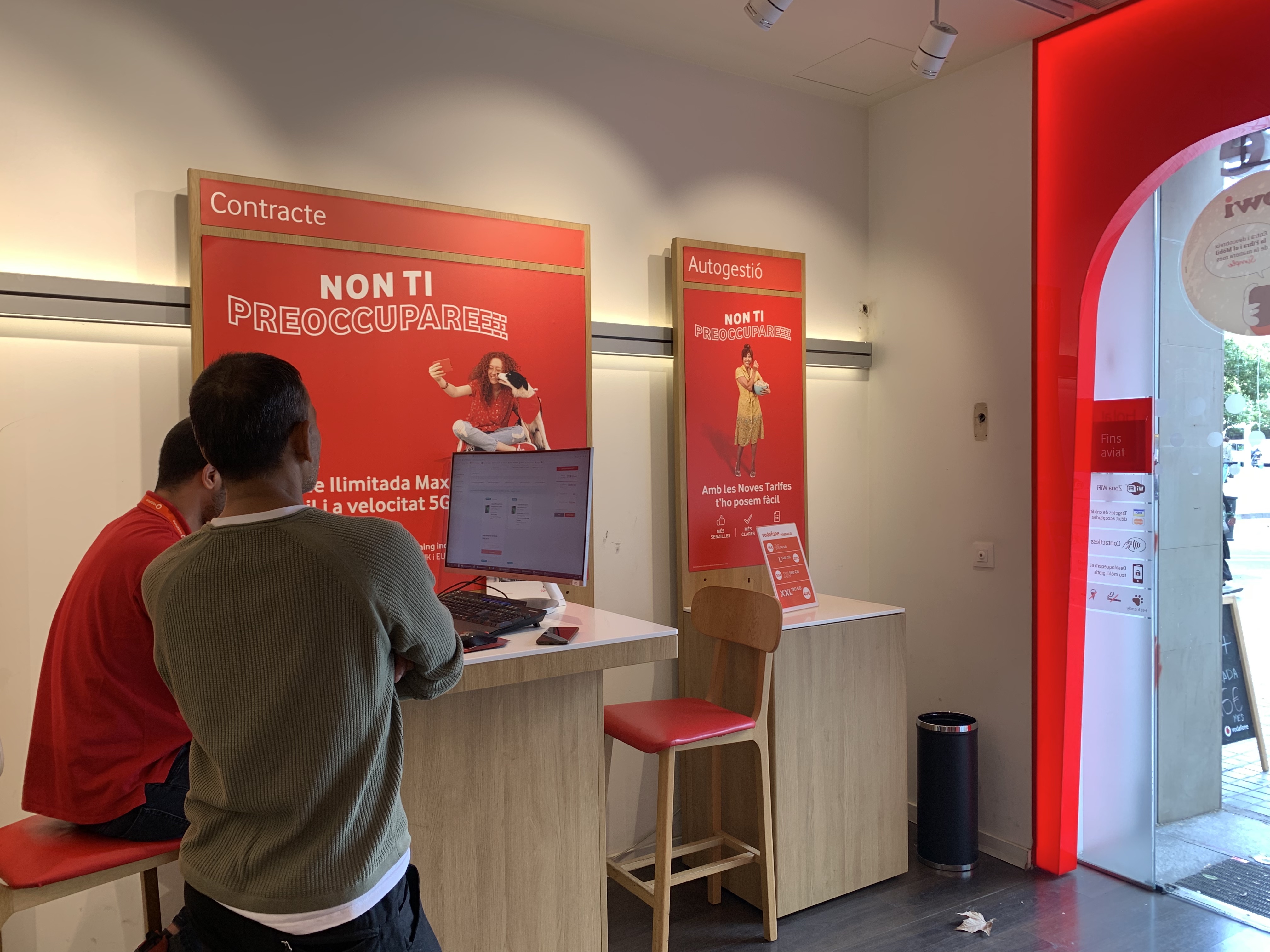 Vodafone Barcelona - Manso foto
