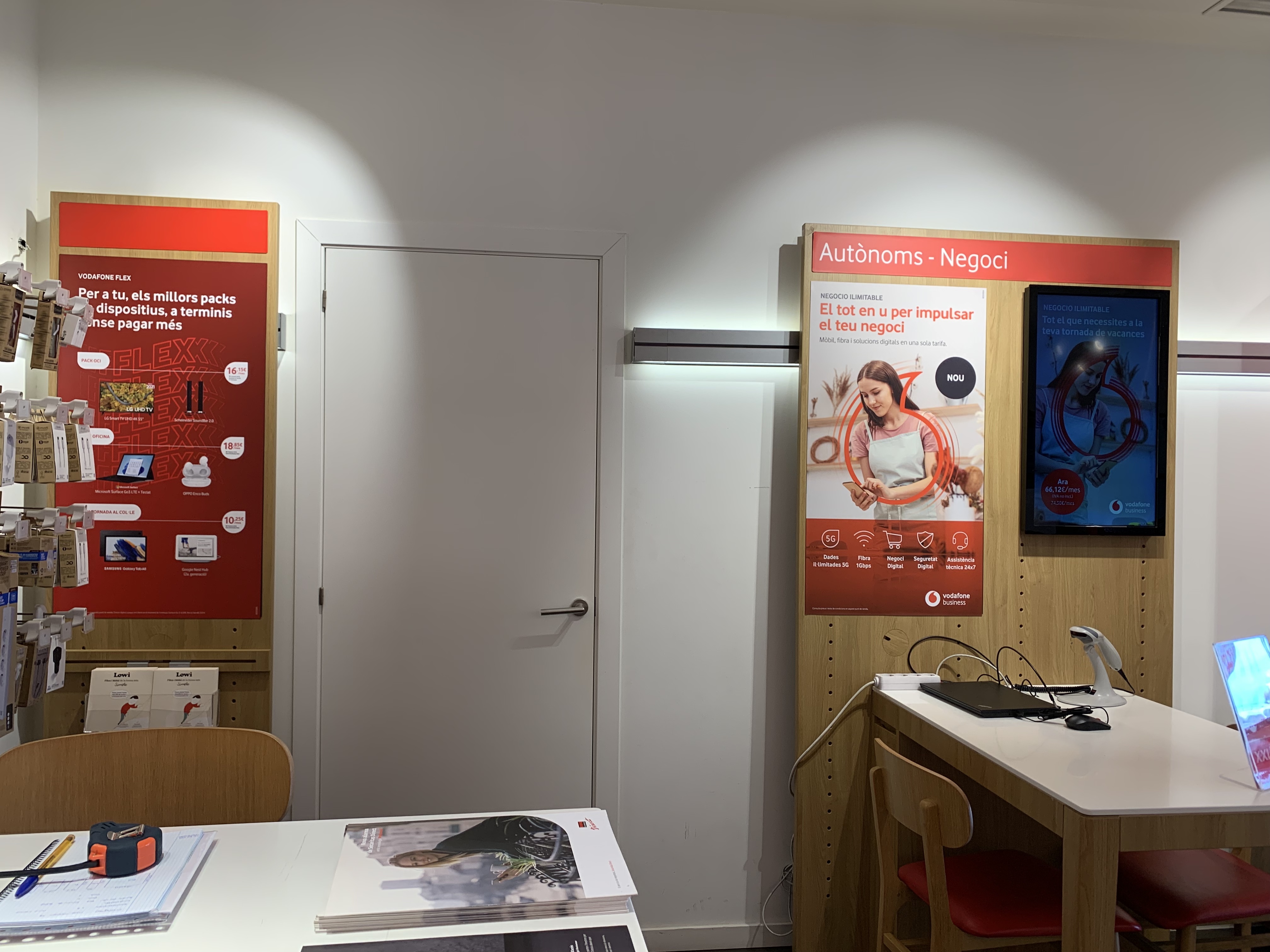 Vodafone Barcelona - Manso foto