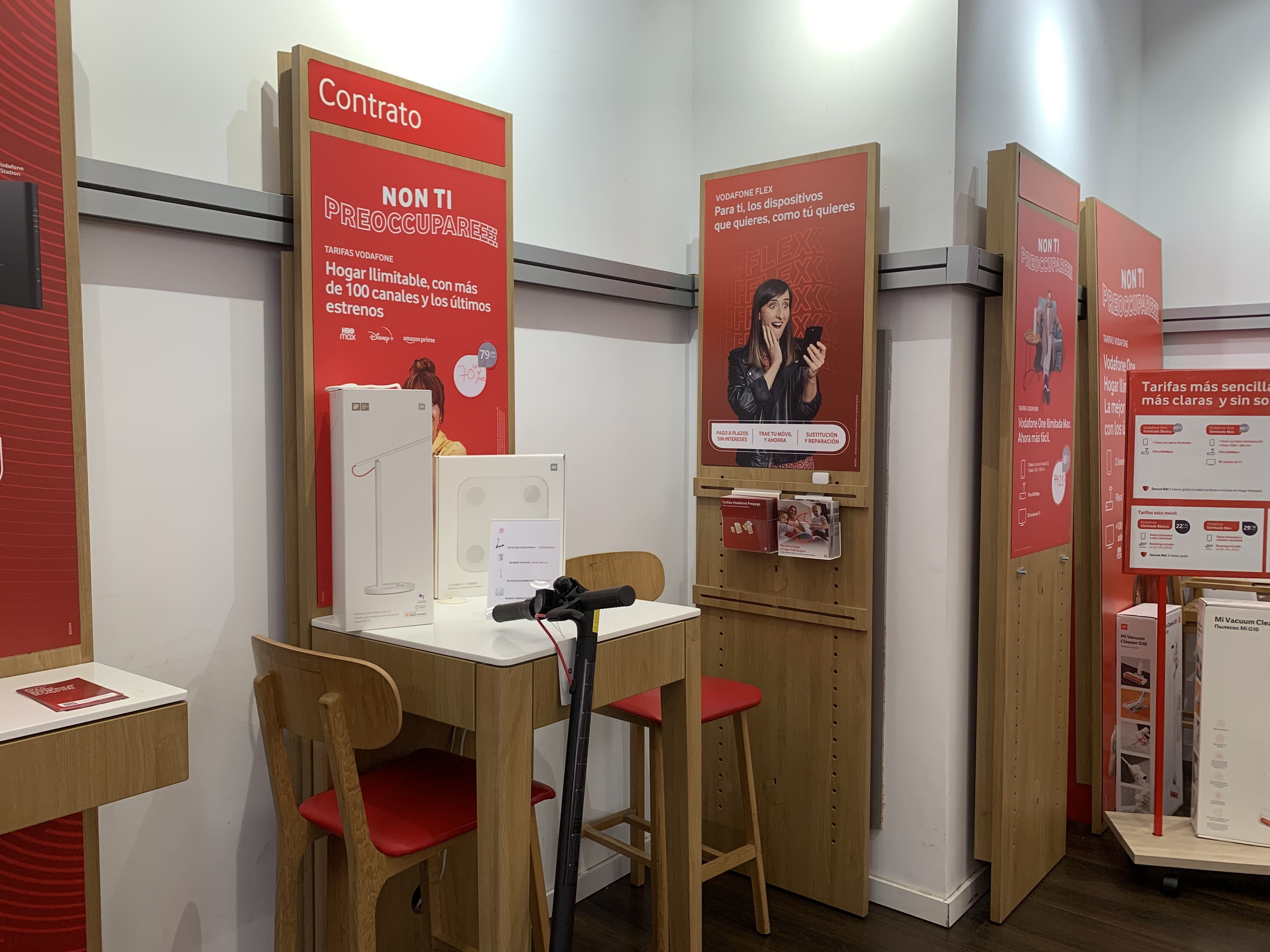 Vodafone Tenerife - CC Meridiano foto