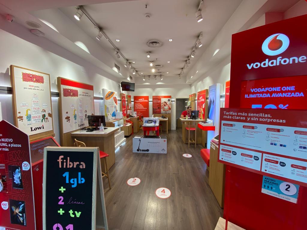 Vodafone CC Gran Vía de Hortaleza foto