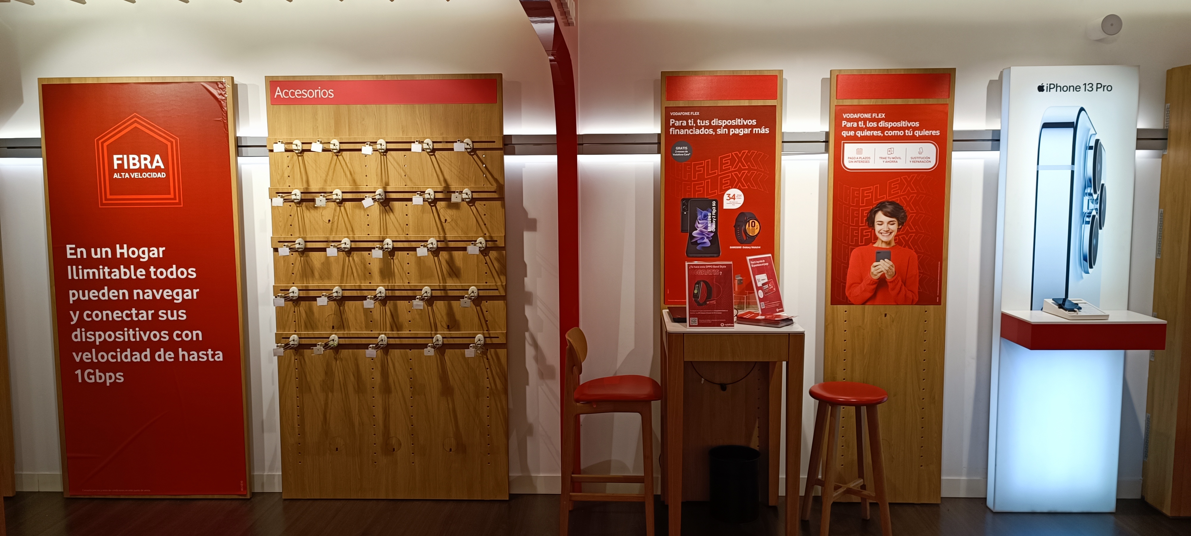 Vodafone Badajoz - Villanueva foto