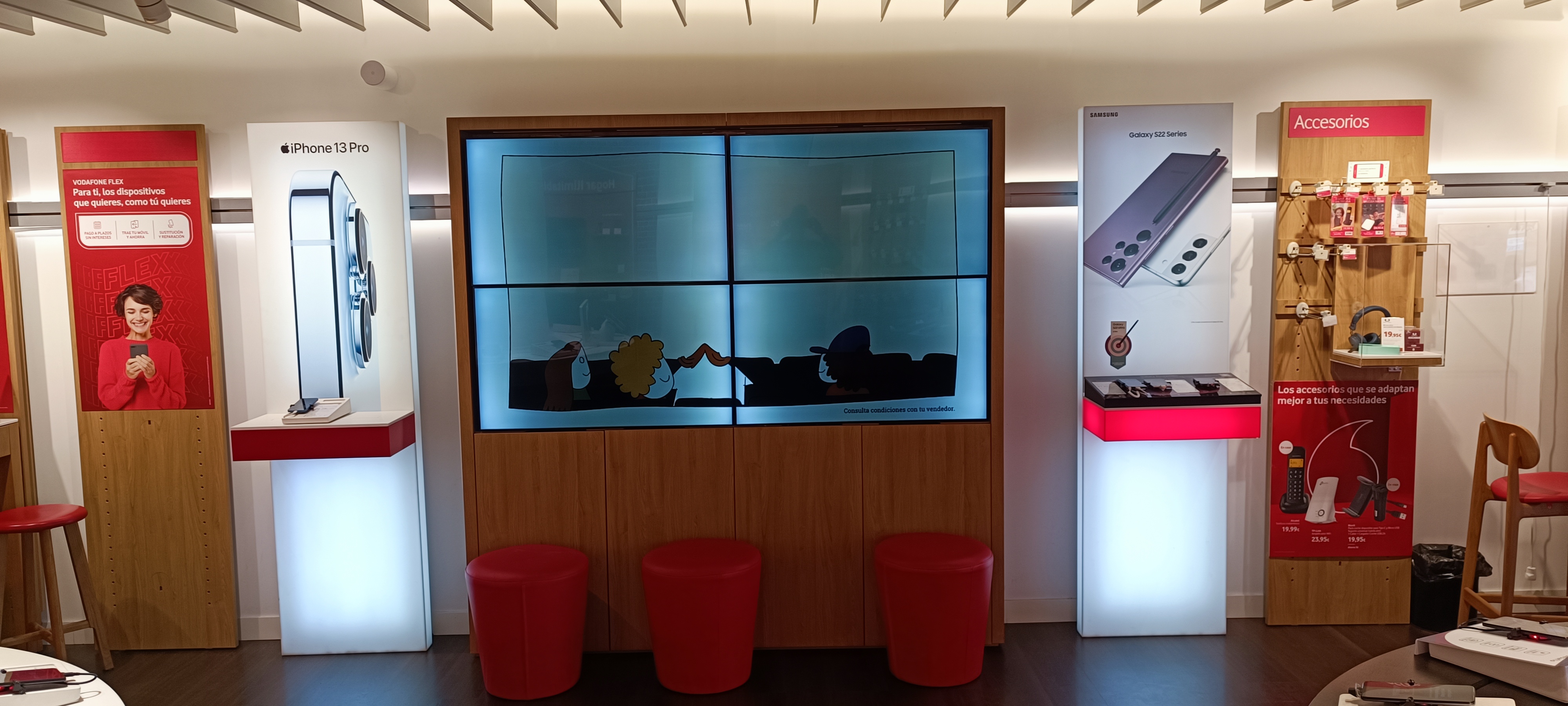Vodafone Badajoz - Villanueva foto