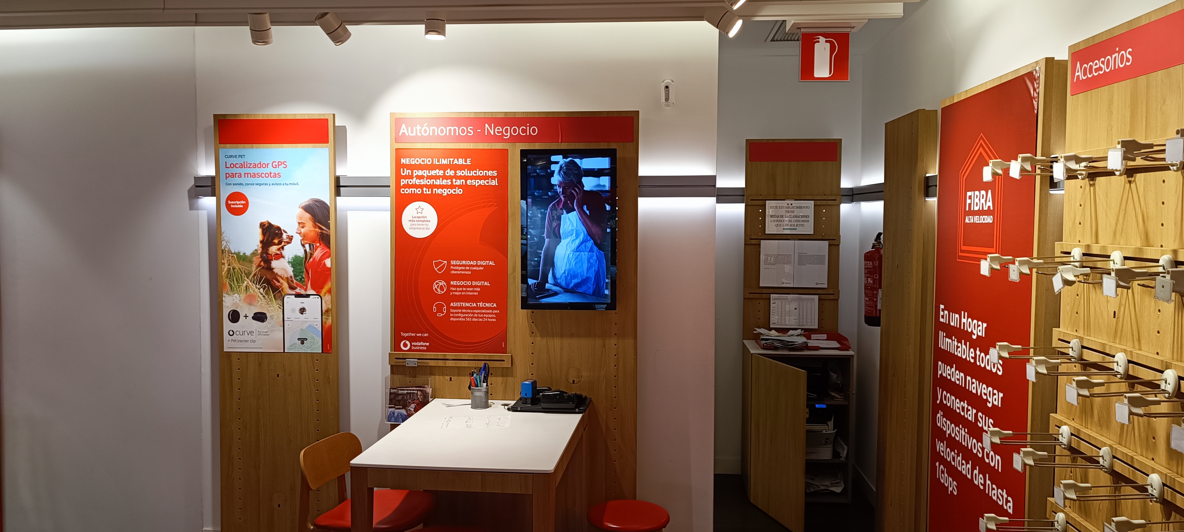 Vodafone Badajoz - Villanueva foto