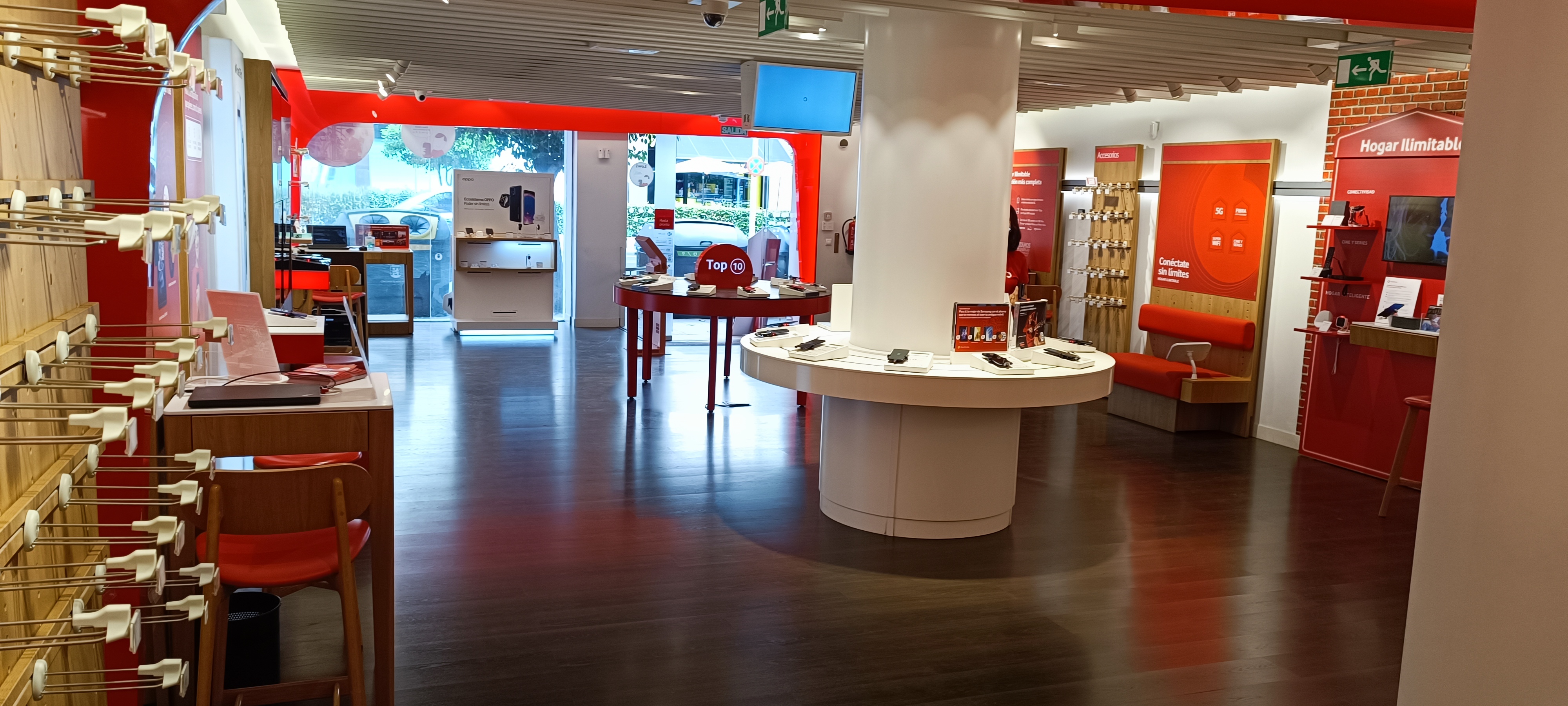Vodafone Badajoz - Villanueva foto