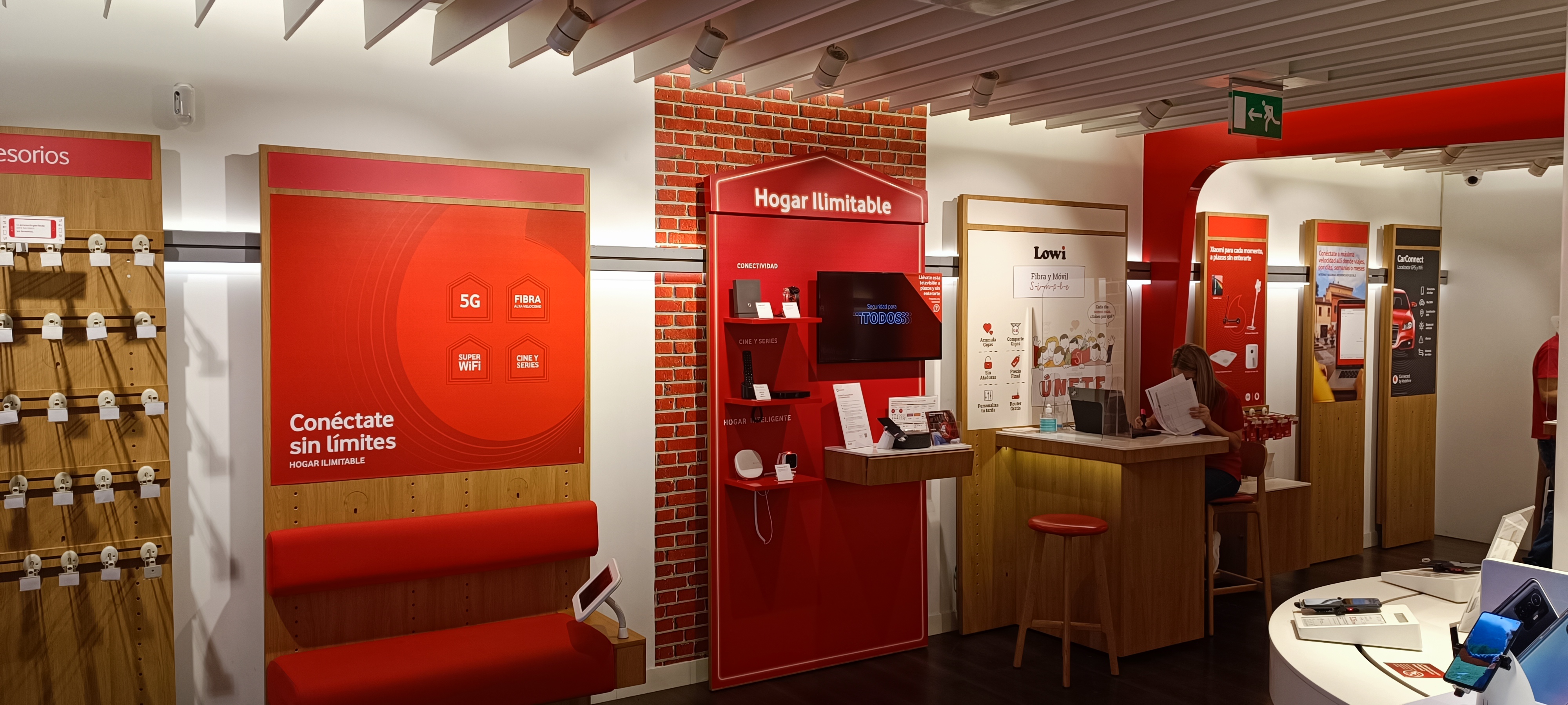Vodafone Badajoz - Villanueva foto