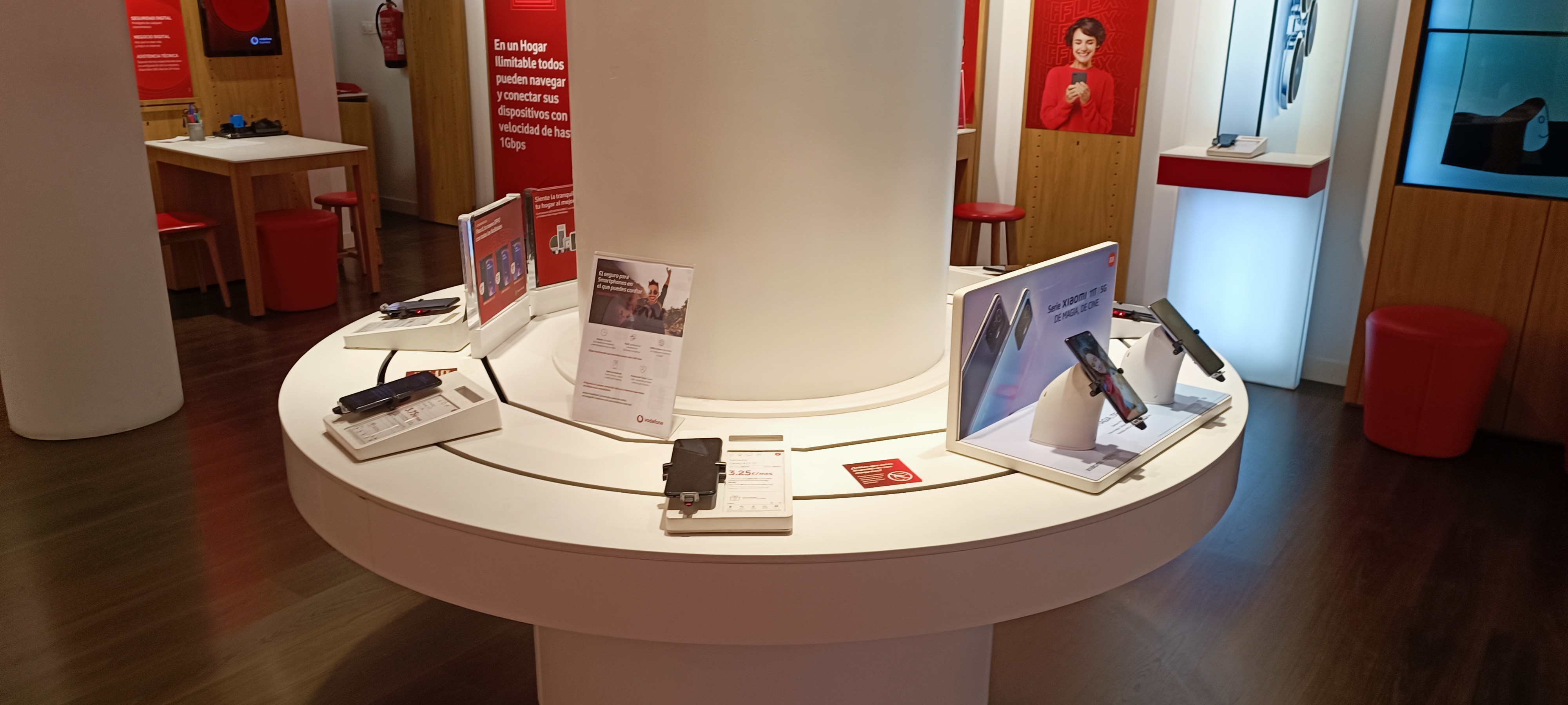 Vodafone Badajoz - Villanueva foto