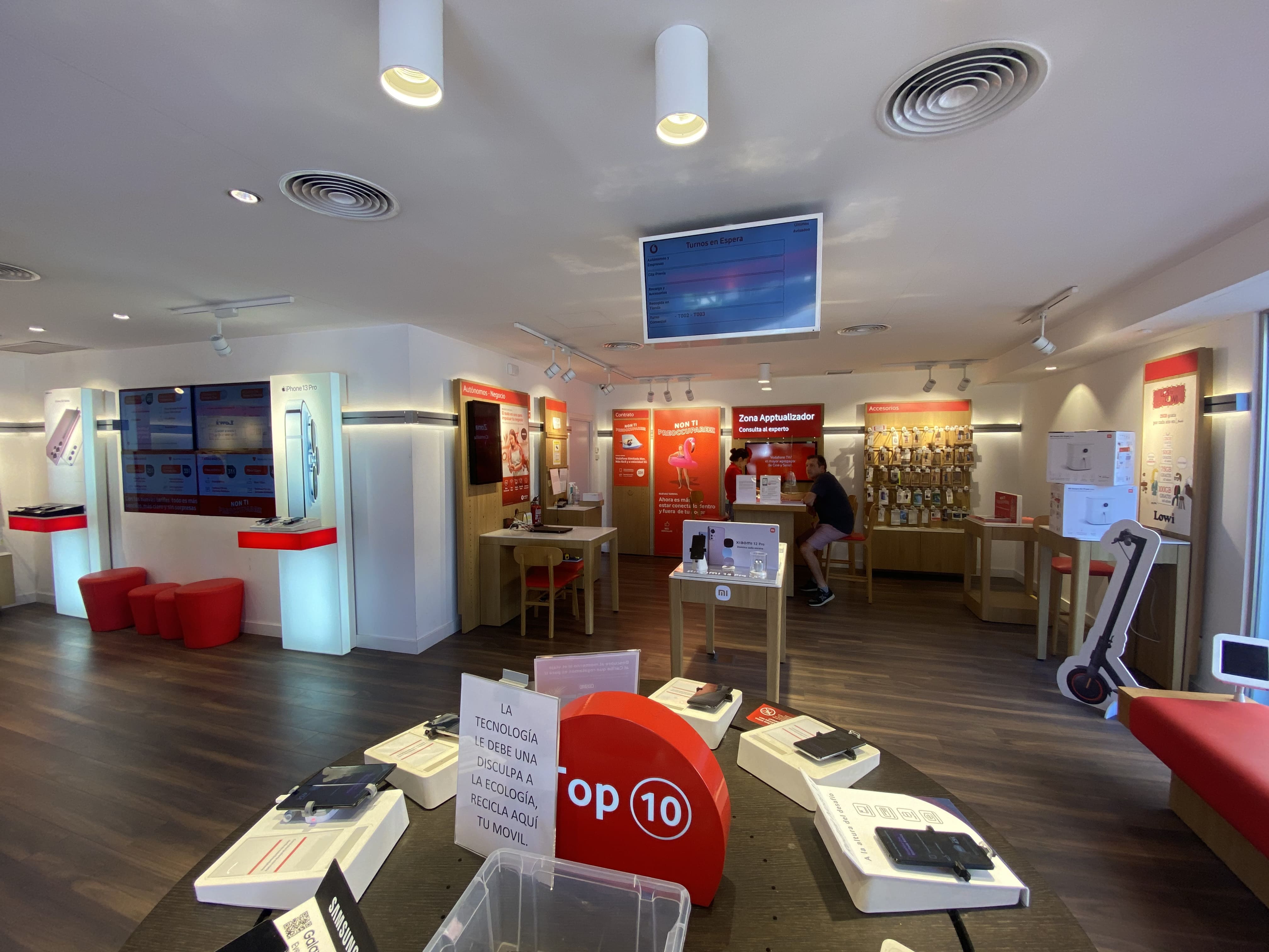 Vodafone Cami Reial foto